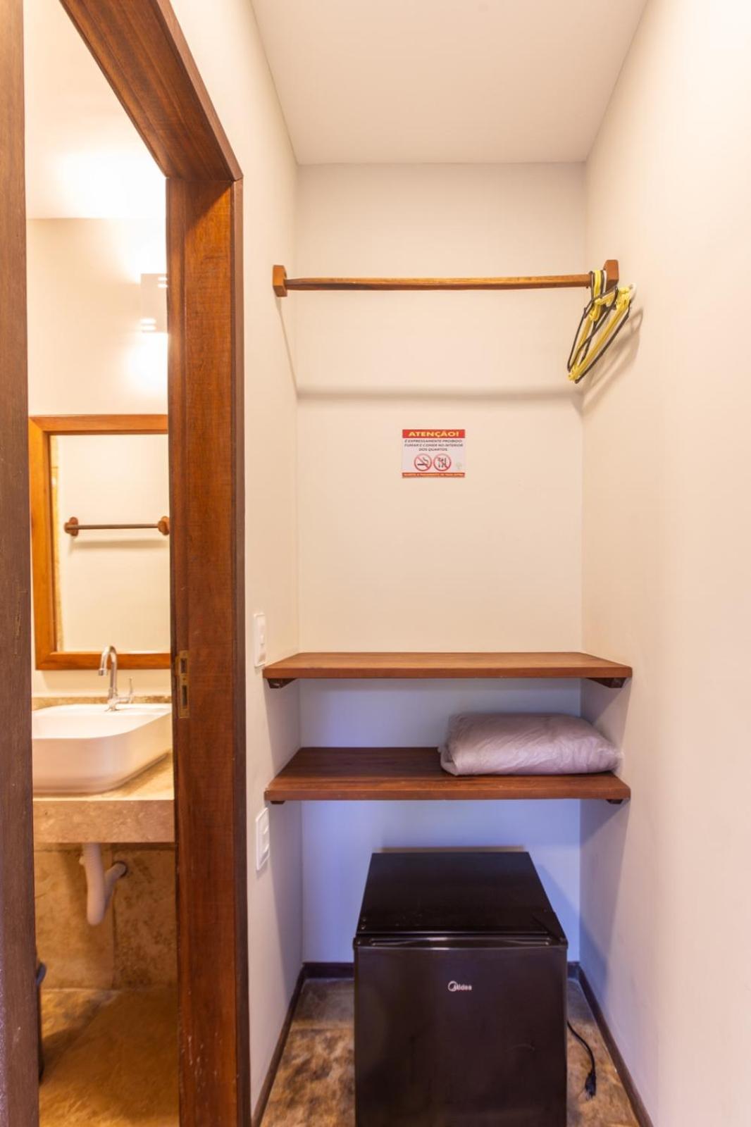 Deluxe Suite - Photo 8