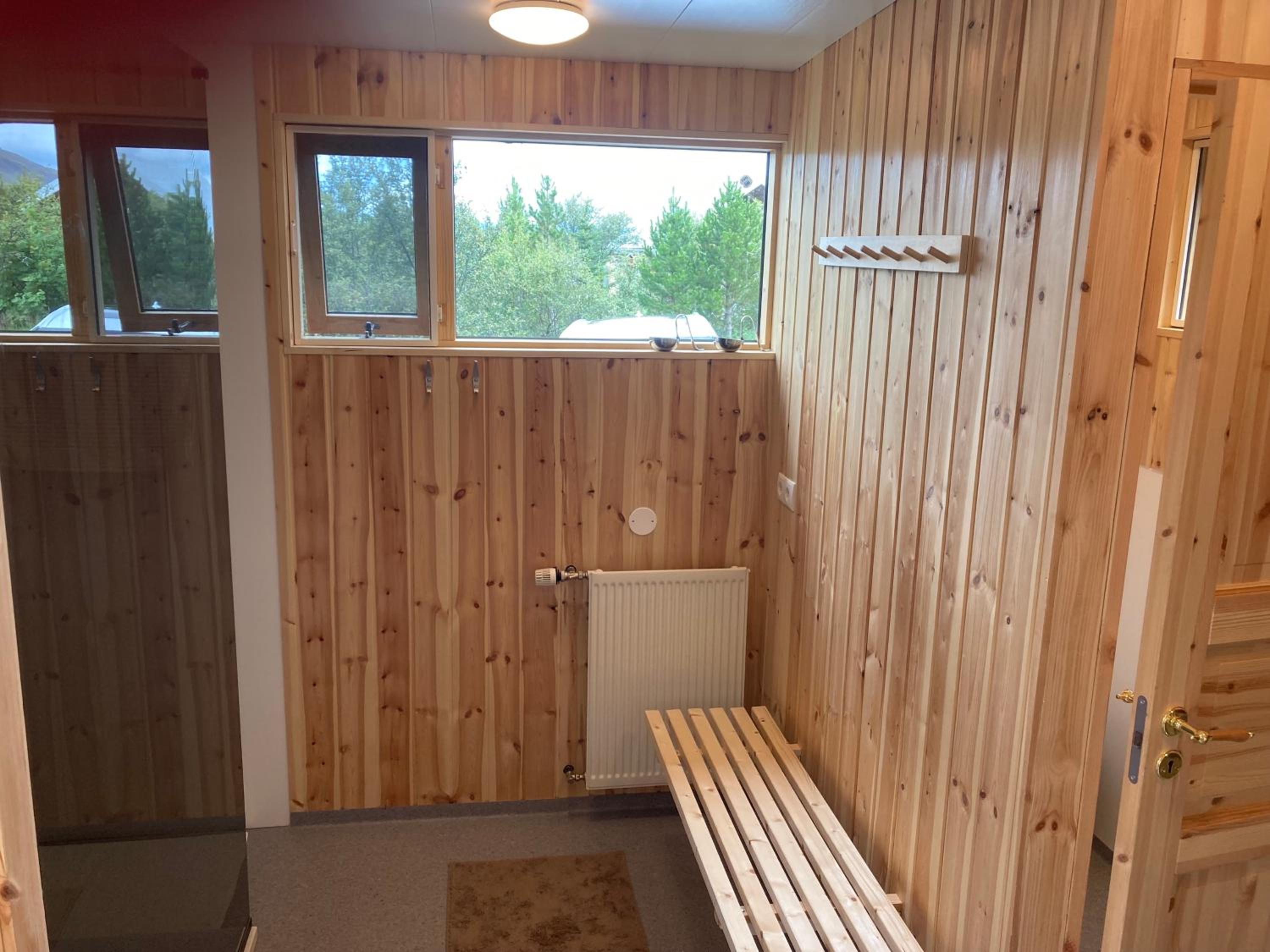 Three-Bedroom House photo 2