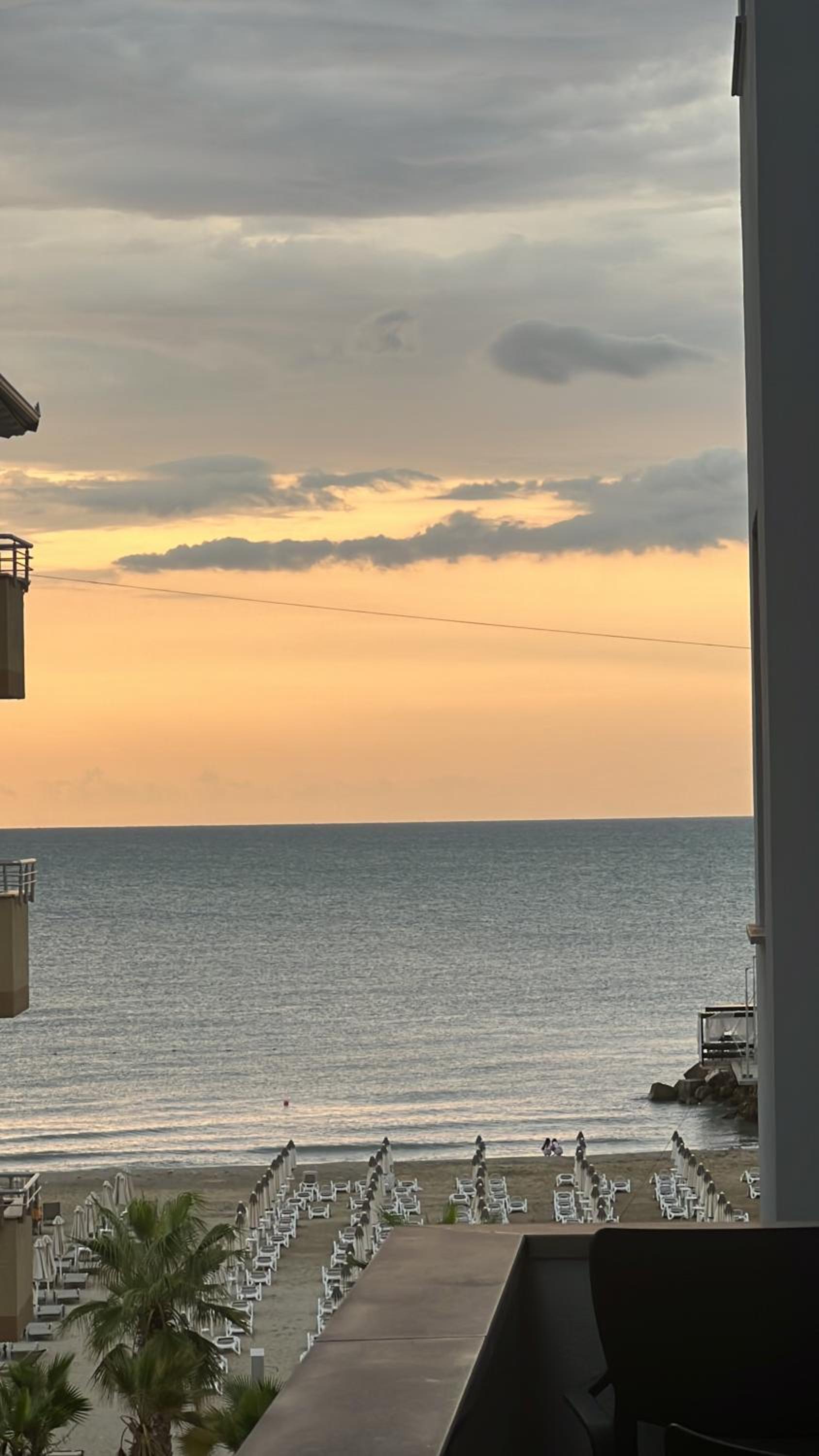 One-Bedroom Apartment With Sea View And Balcony photo 3