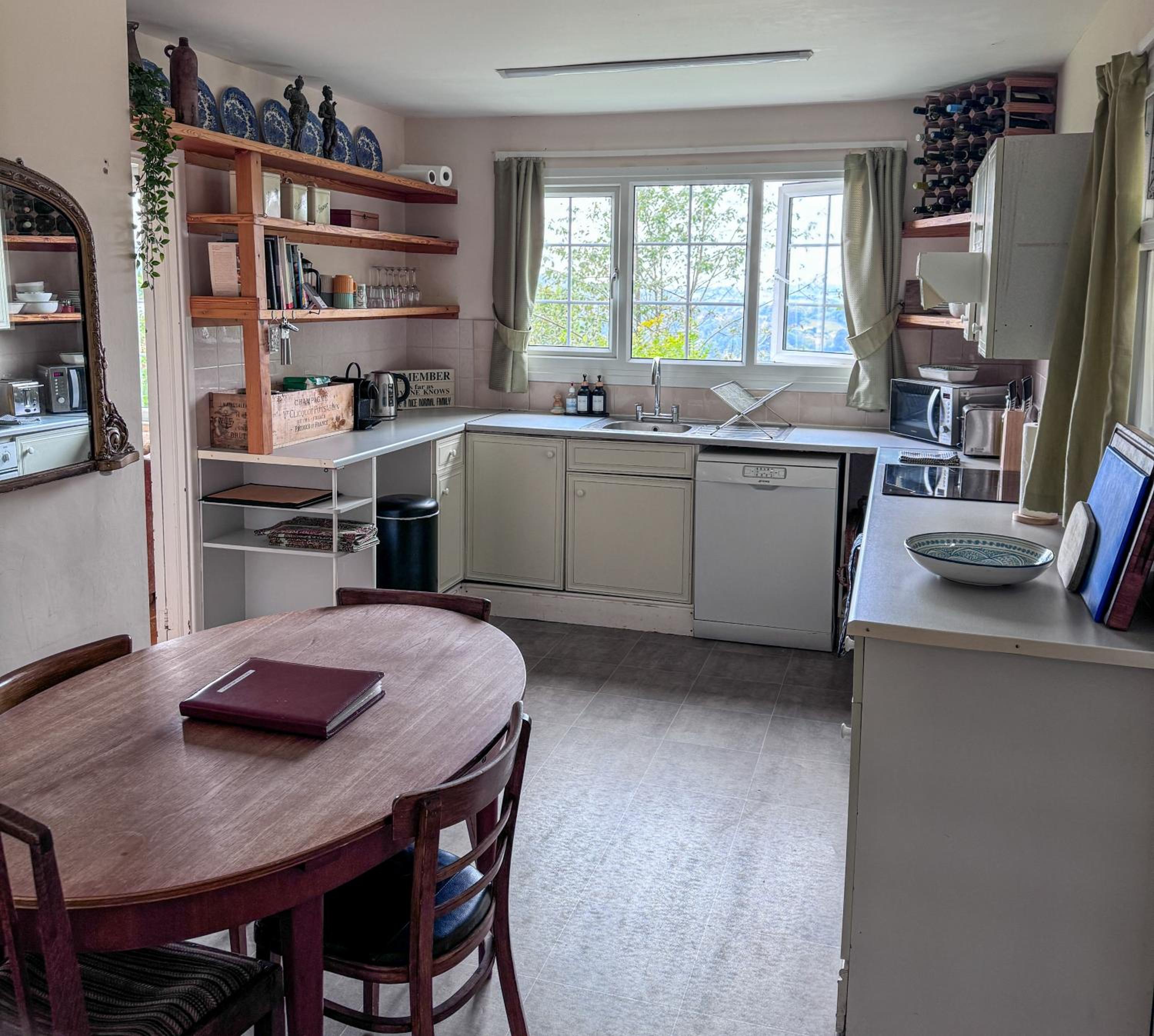 Two-Bedroom Bungalow - Photo 26