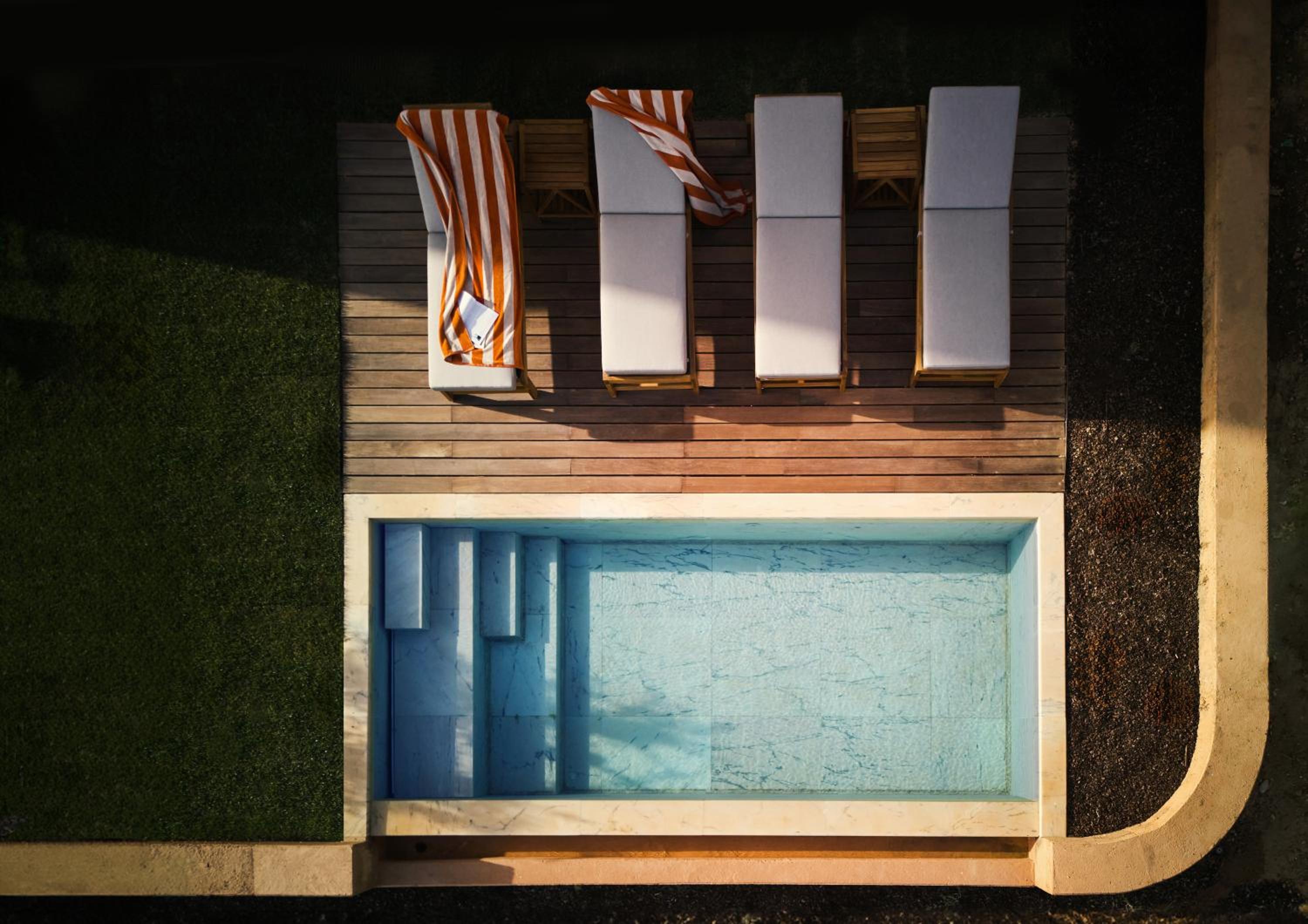 Two-Bedroom Apartment with Private Pool - Photo 7