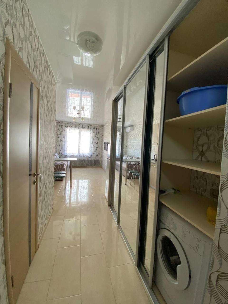 One-Bedroom House photo 2