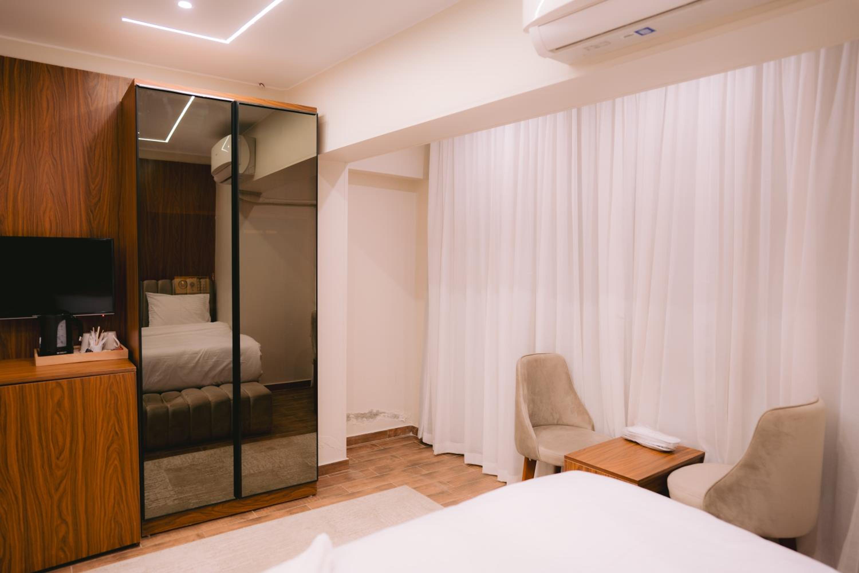 Double Room With Private Bathroom