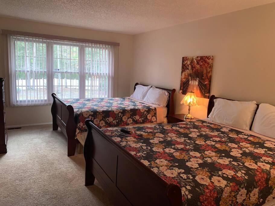 Four-Bedroom House photo 3
