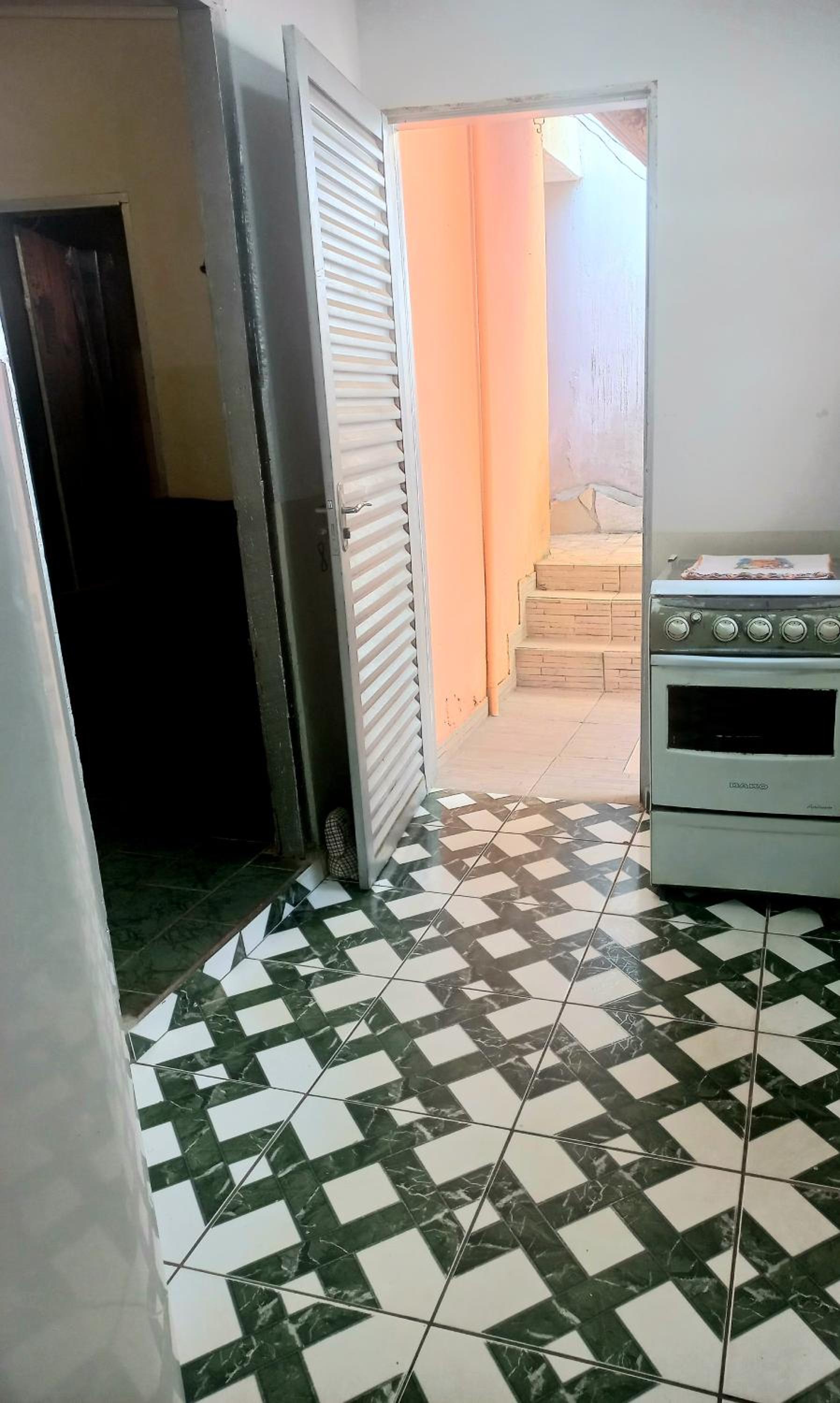 Two-Bedroom House - Photo 6