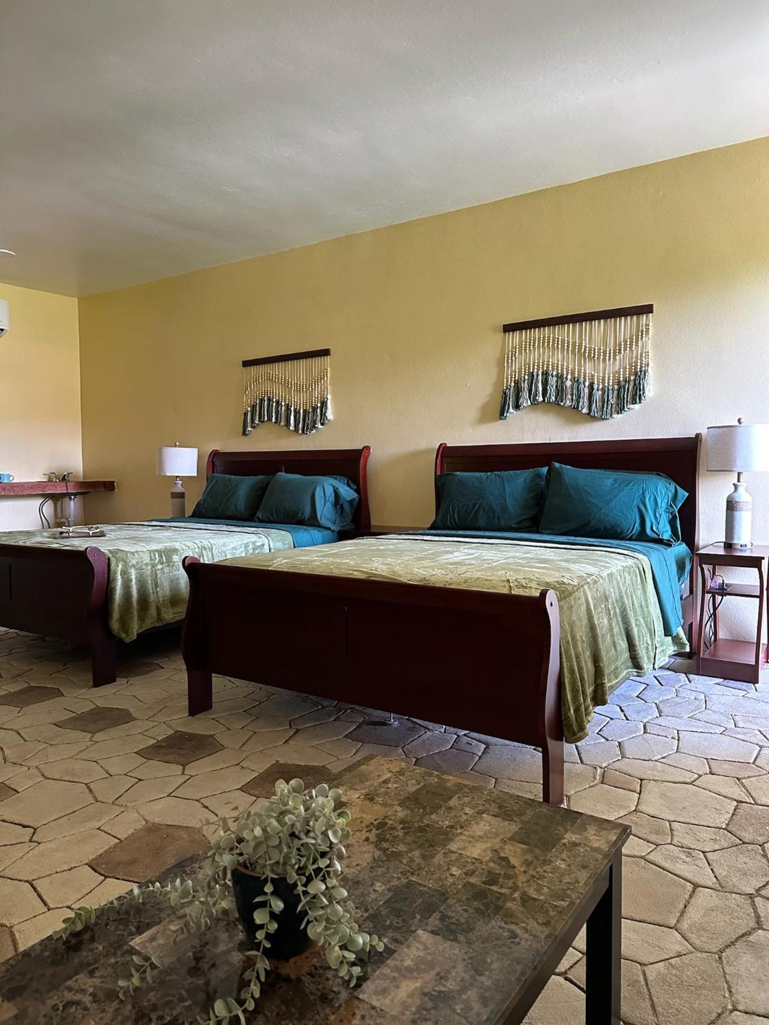 Standard Double Room - Photo 4