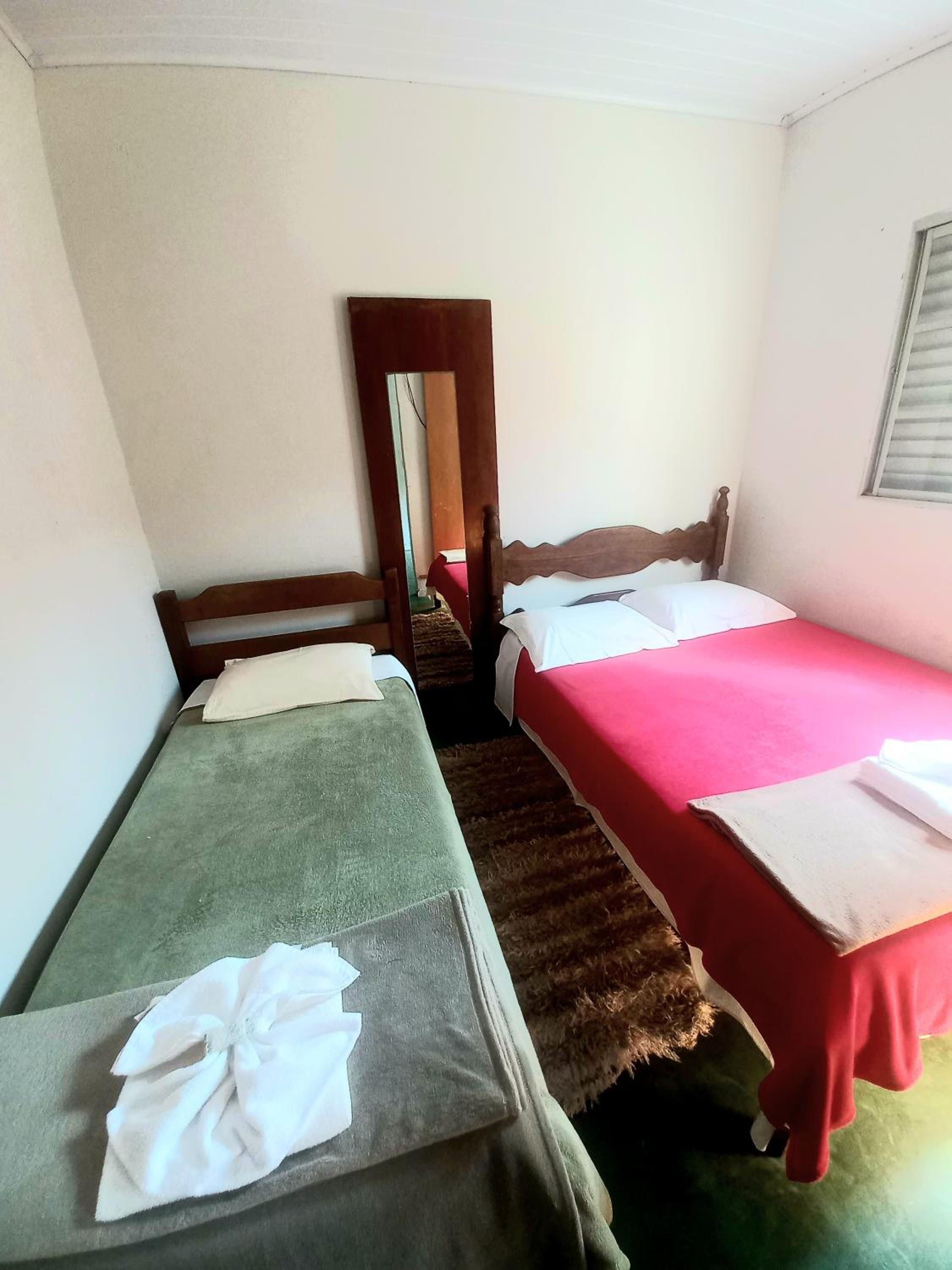 Two-Bedroom House - Photo 10