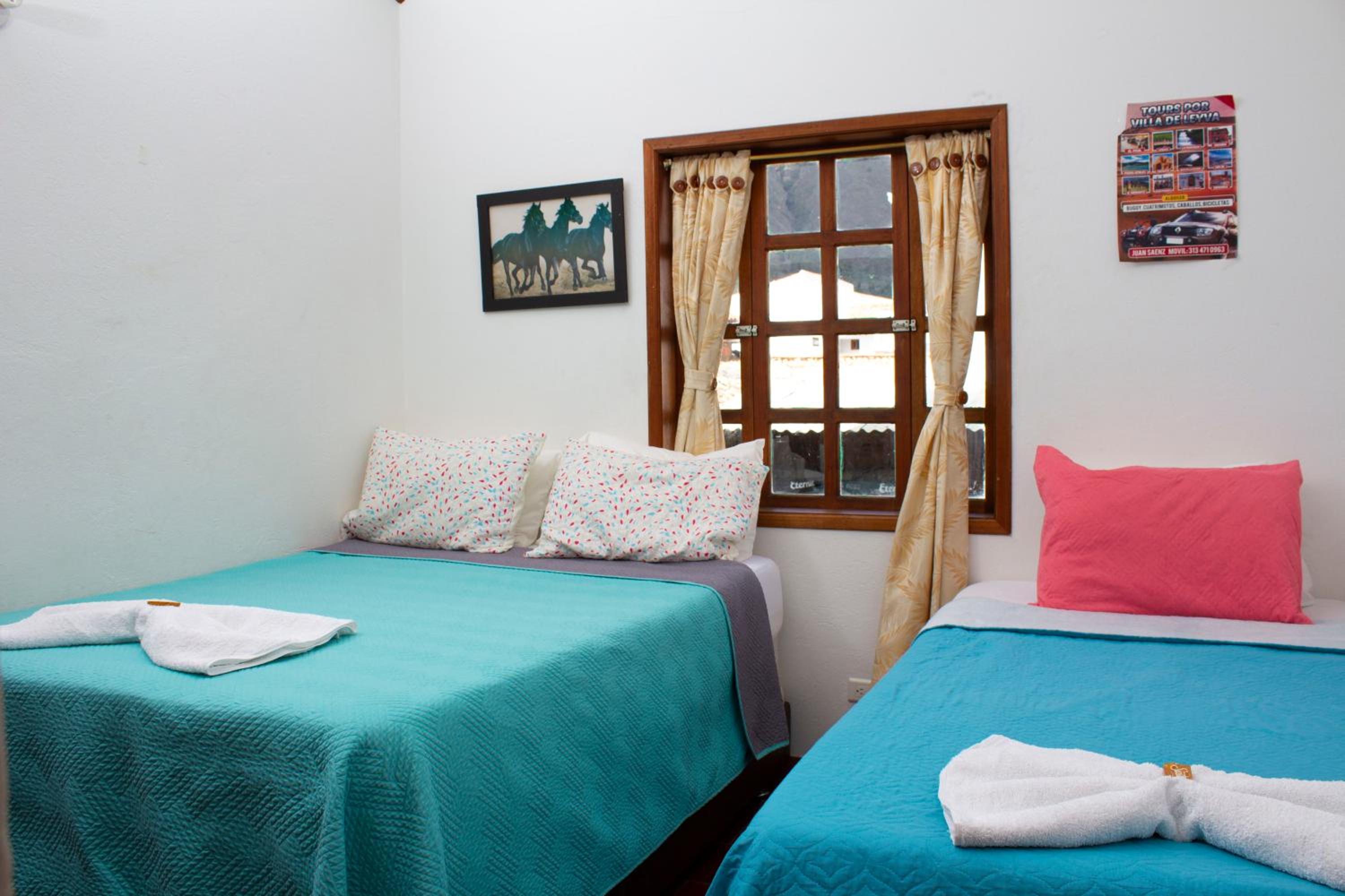 Standard Double Room with Shared Bathroom photo 3