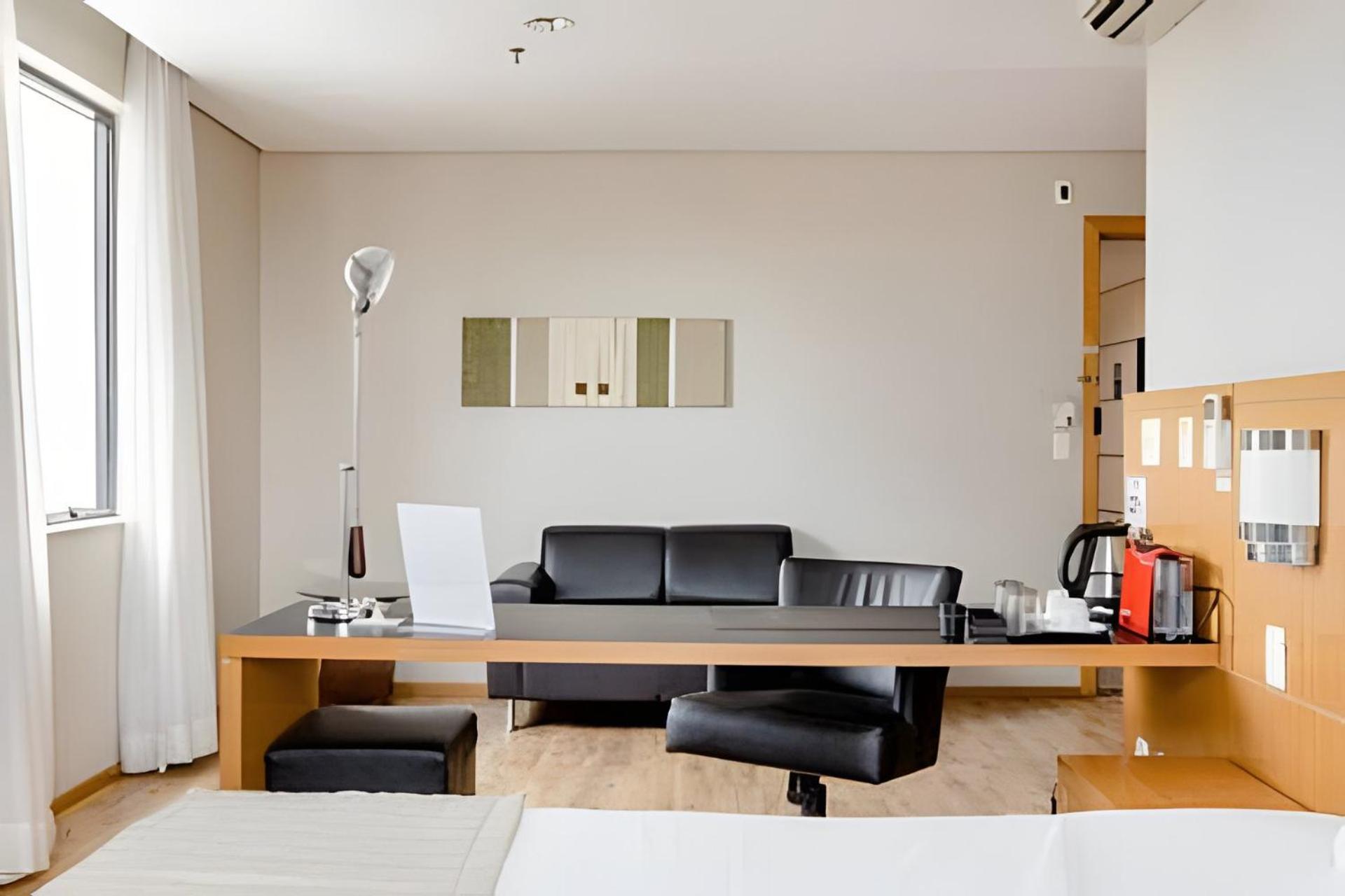 Studio Apartment photo 1