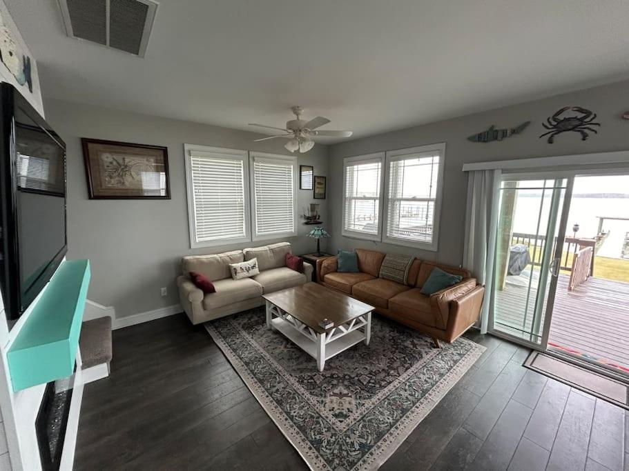 Villa with Sea View photo 1