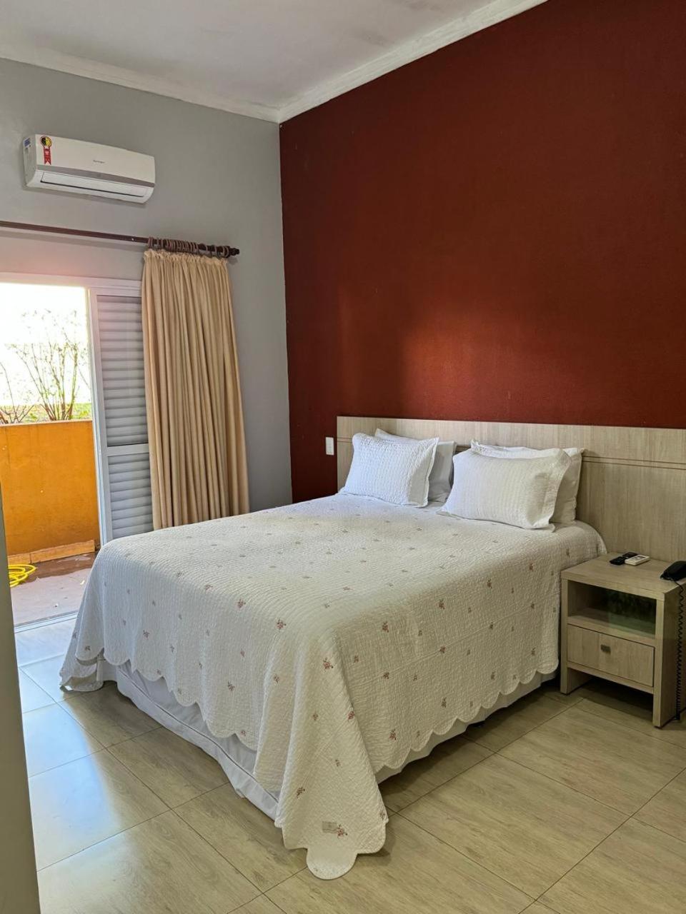 Deluxe Double Room with Bath photo 3
