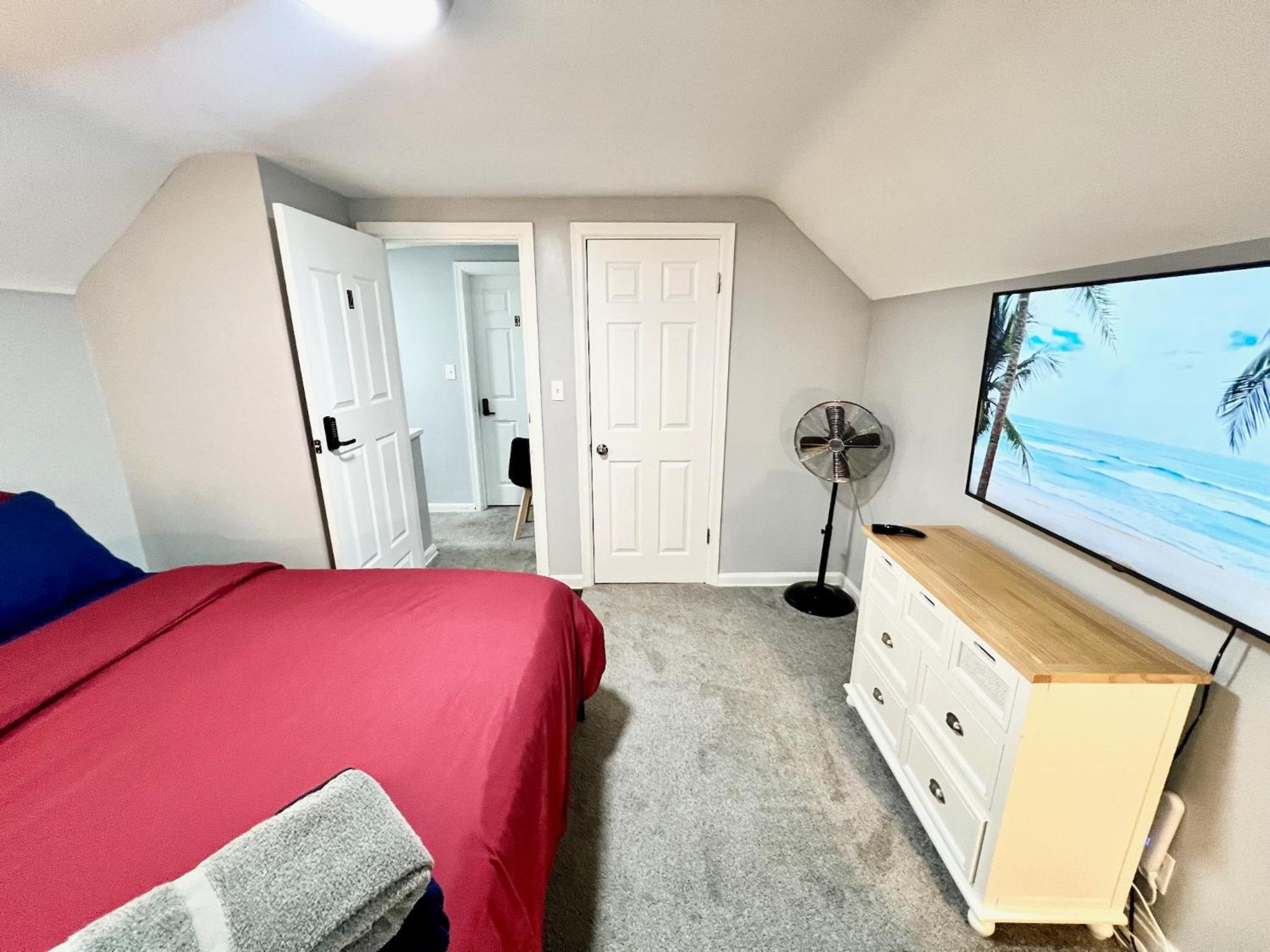 Standard Queen Room photo 2