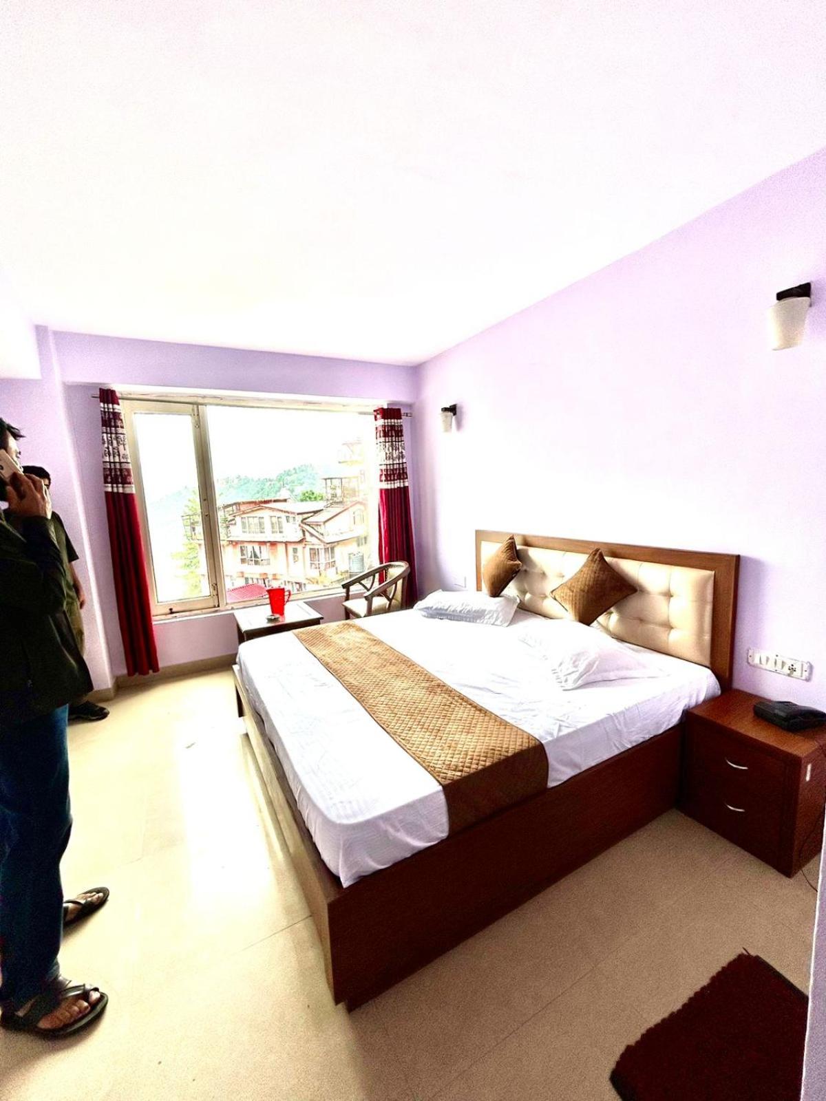 Deluxe Double Room photo 2