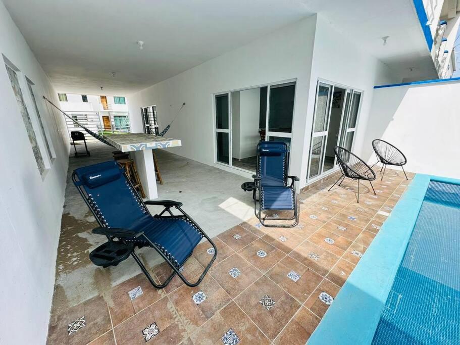 Three-Bedroom House photo 3