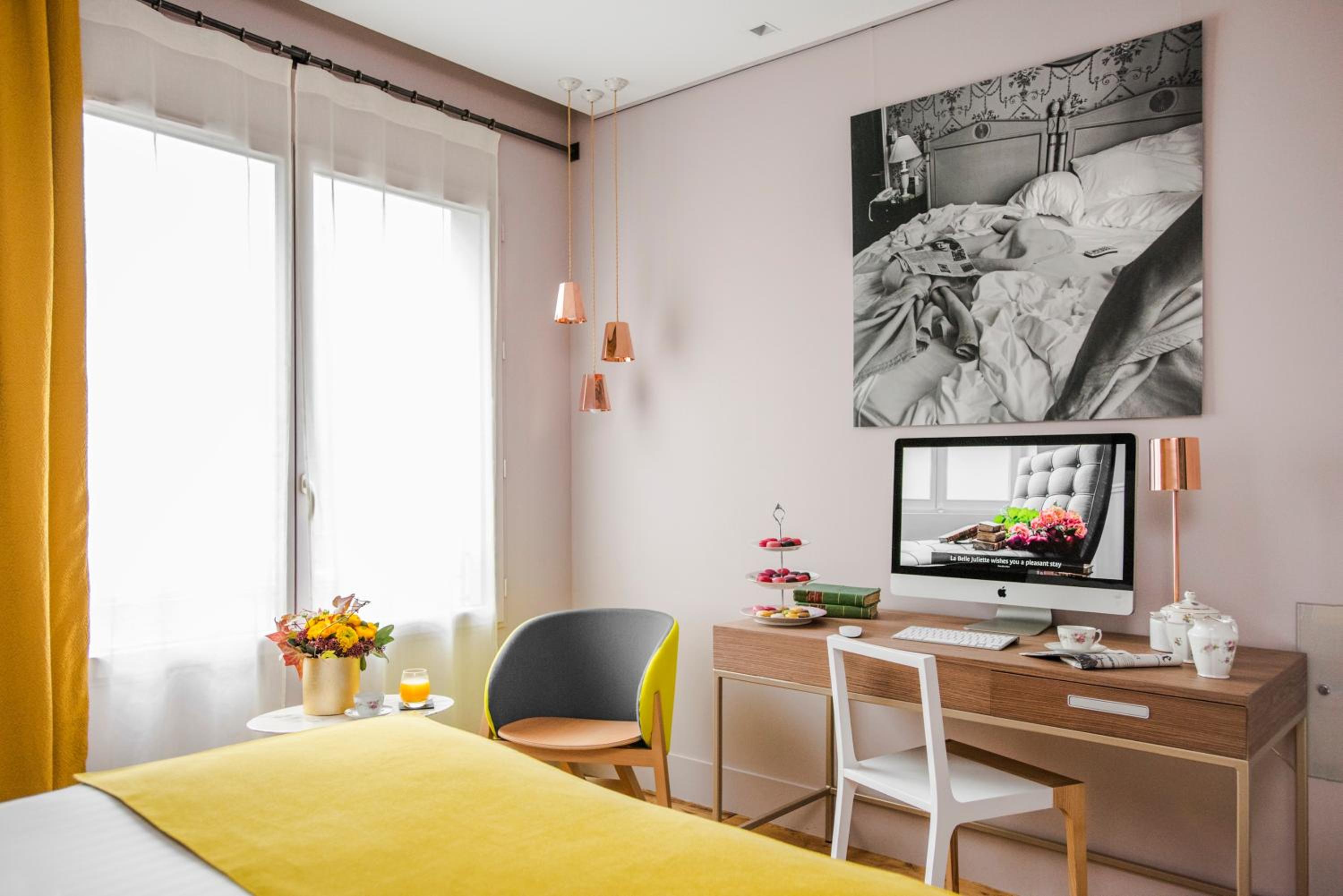Deluxe Double Room with Garden View photo 3