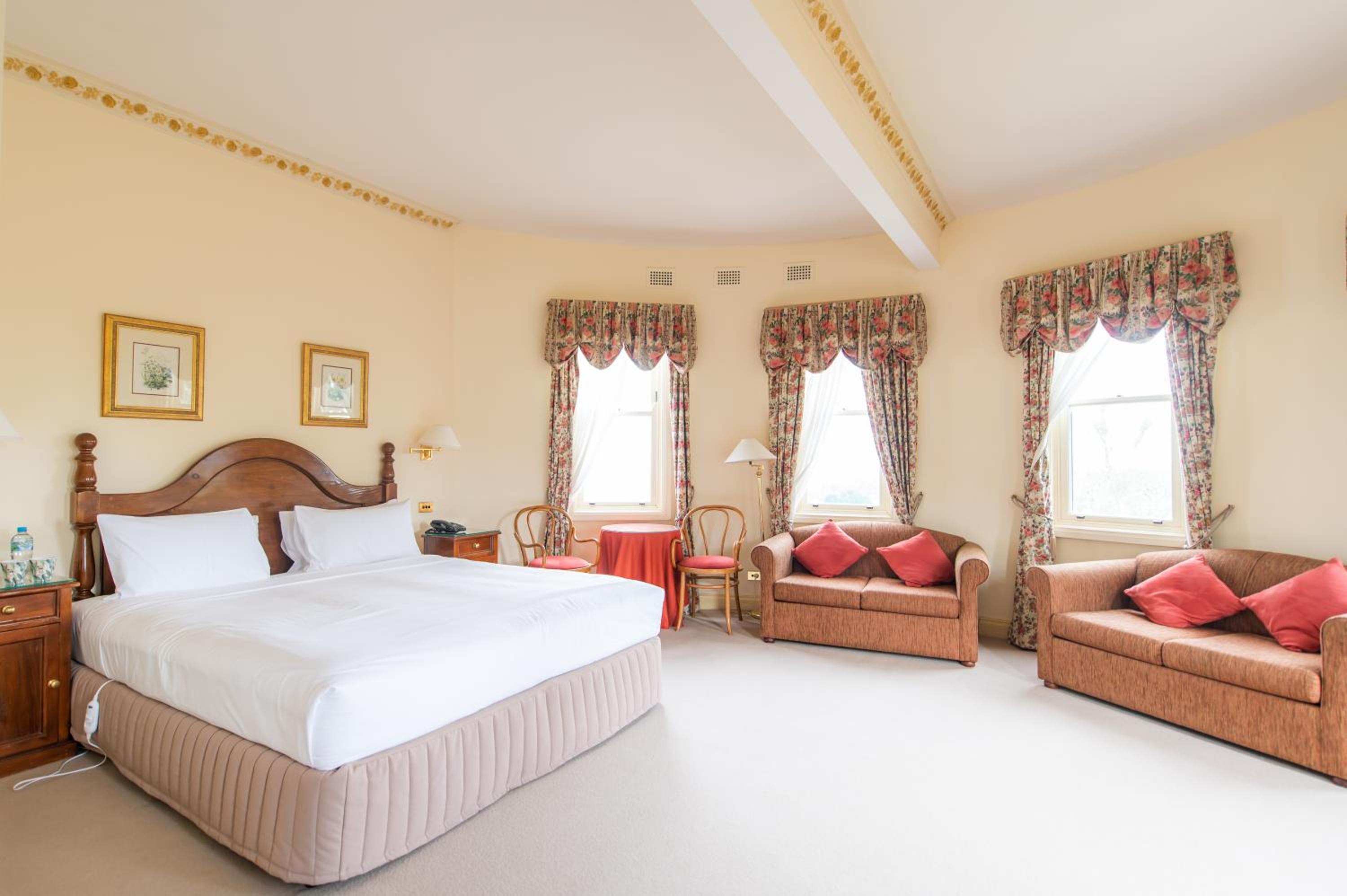Heritage Suite - Photo 1