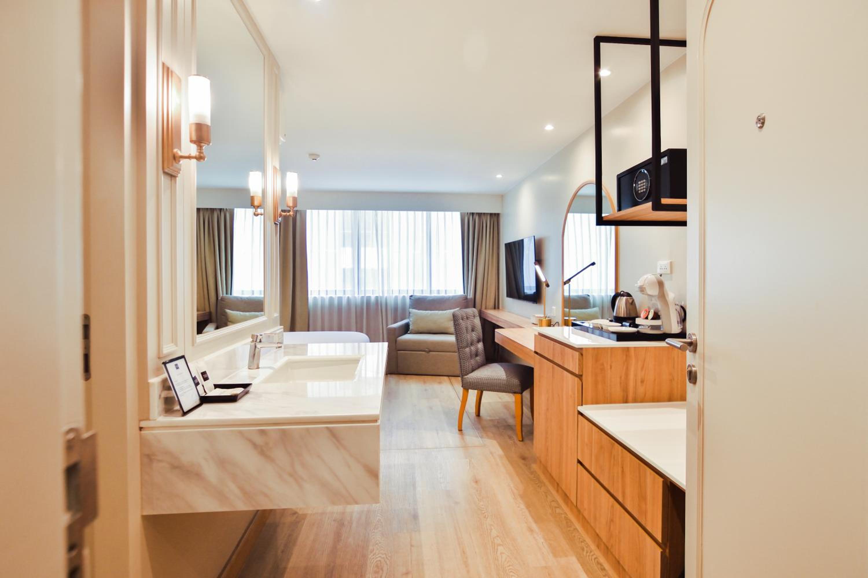 Deluxe Double or Twin Room - Special Offer photo 3