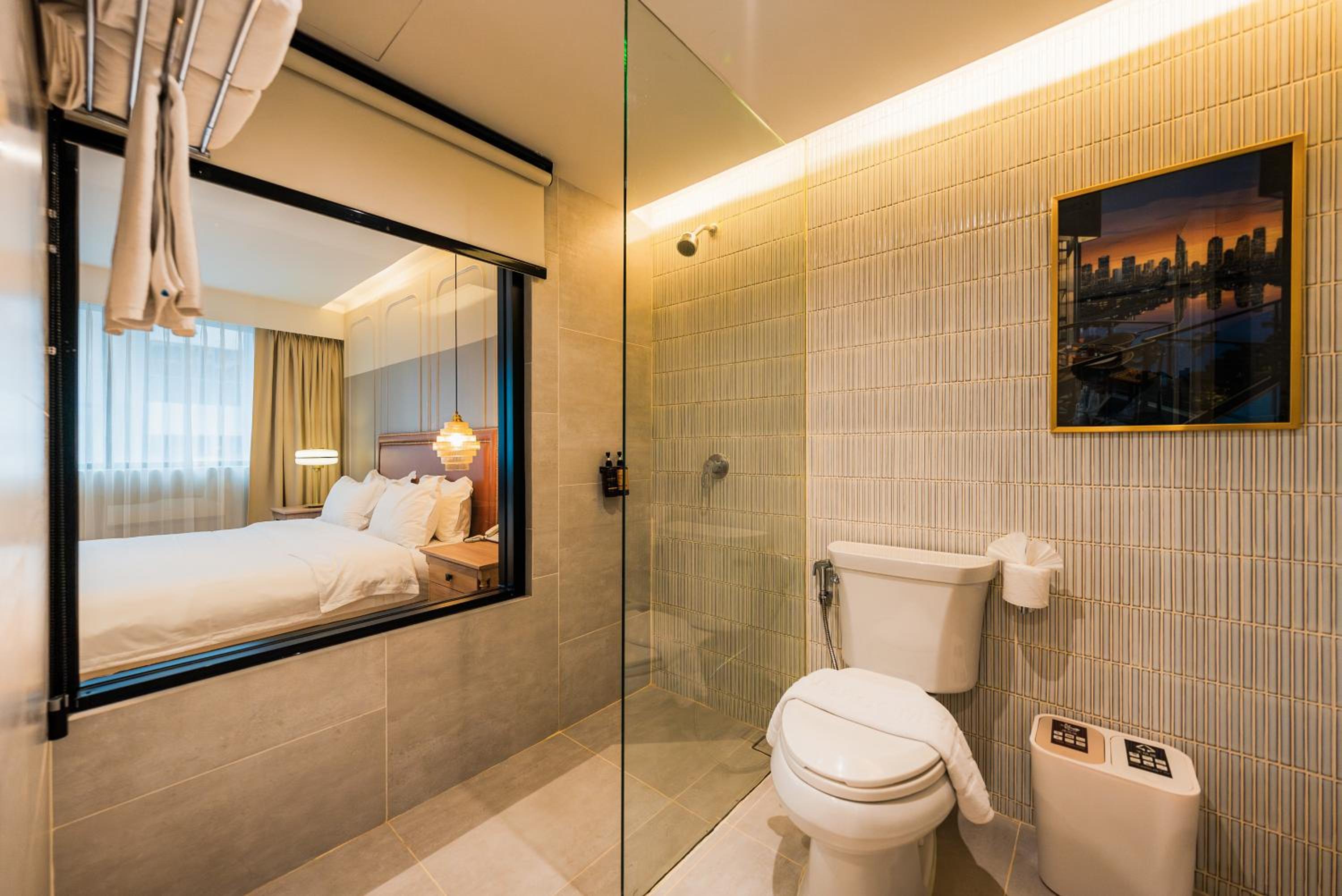 Deluxe Double or Twin Room- Early Bird photo 2