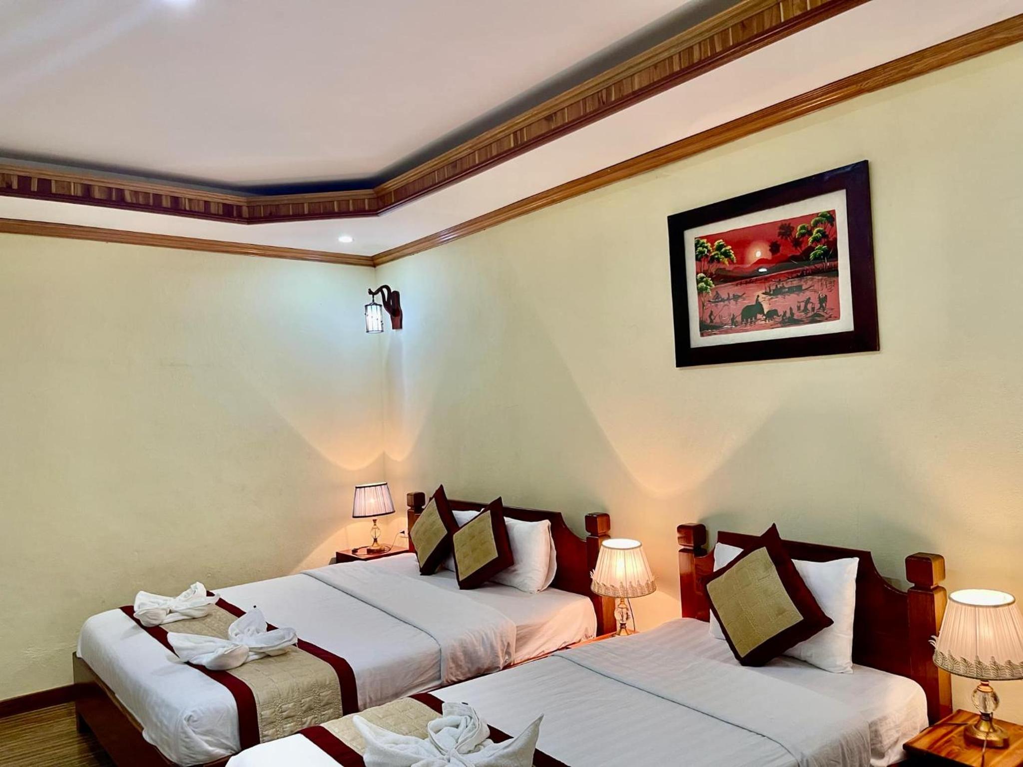 Triple Room with Balcony