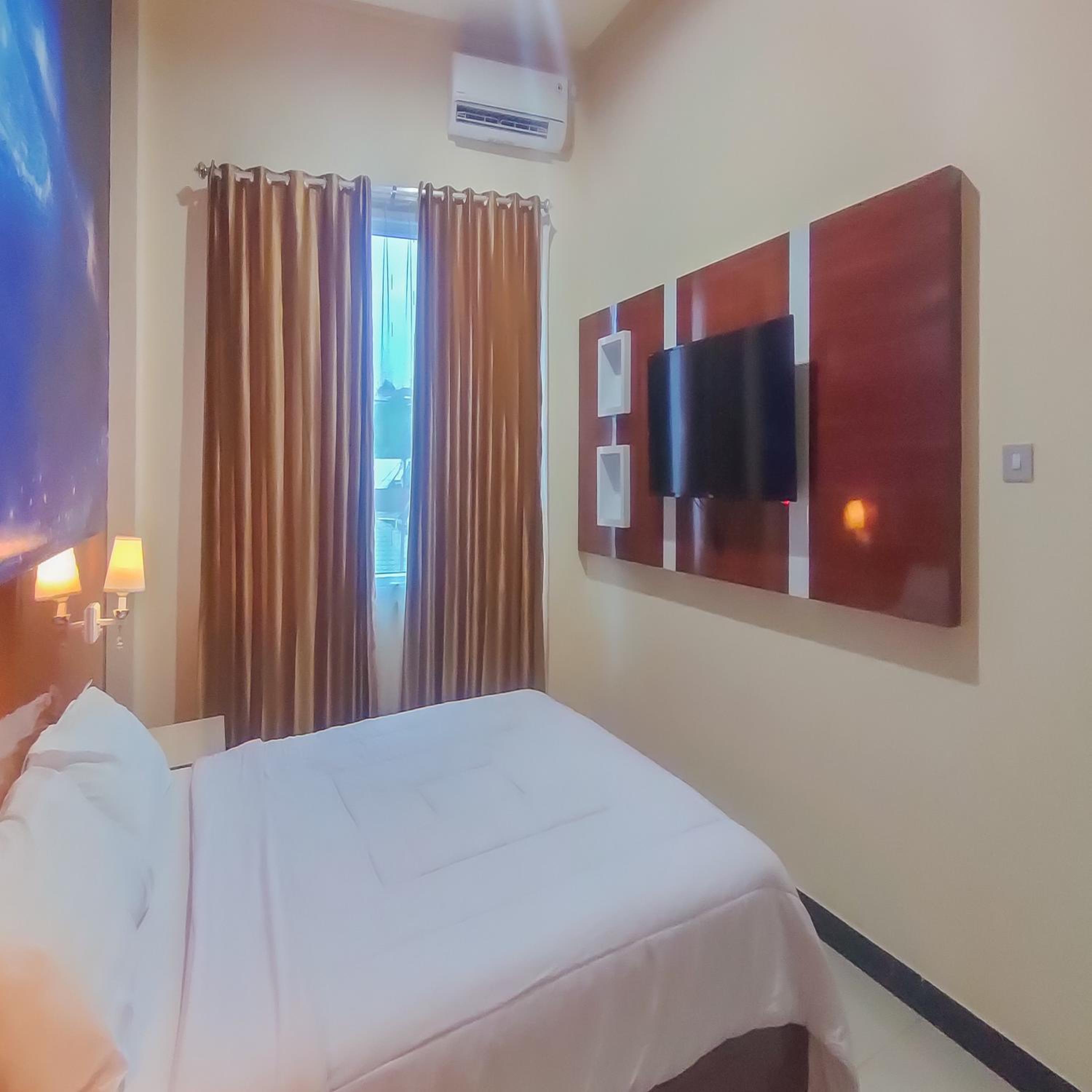 Deluxe Room - Photo 3