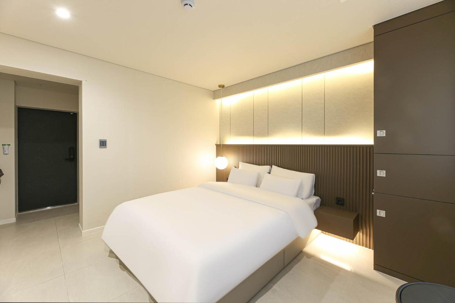 Double Room - Photo 4