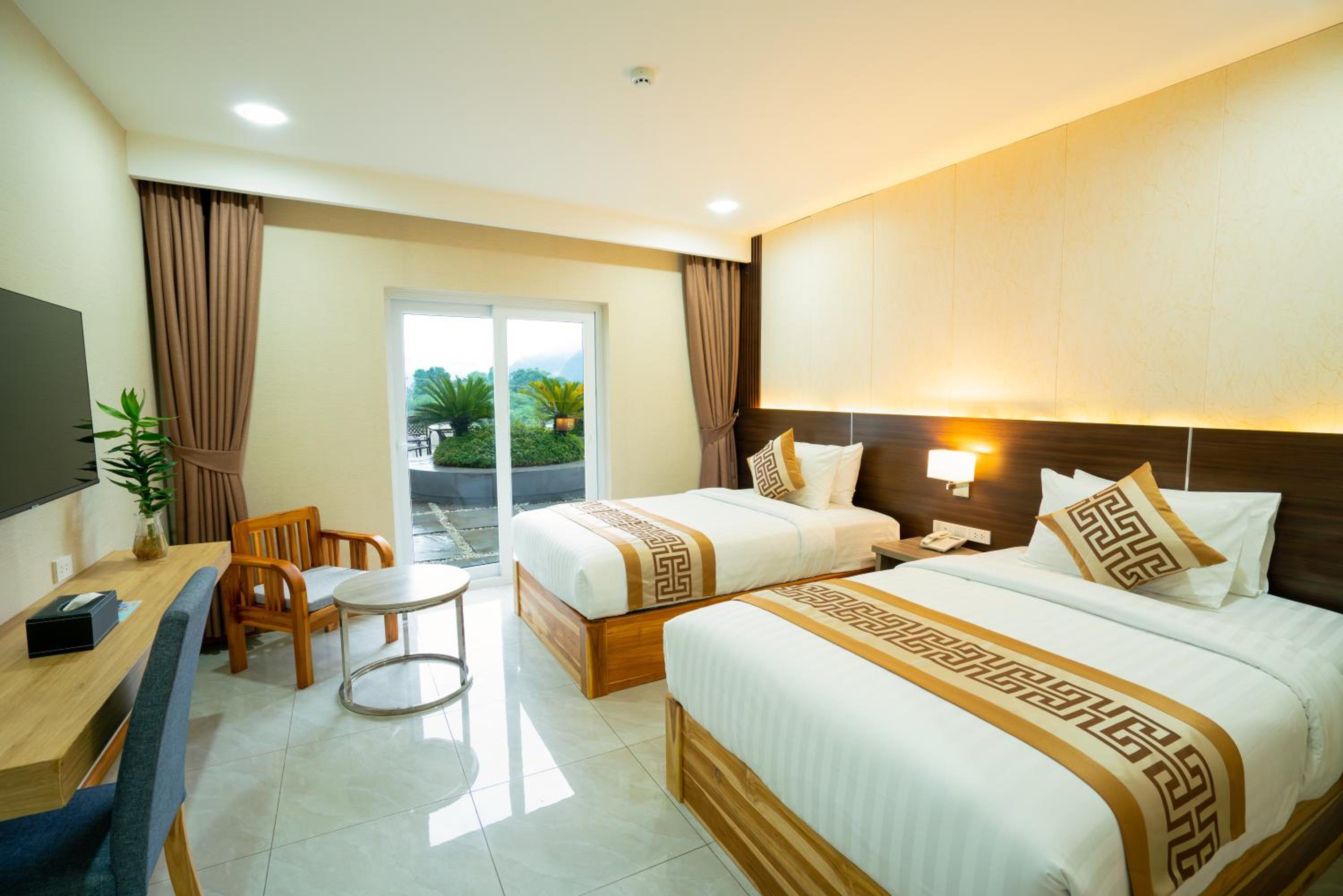 Standard Twin Room photo 2