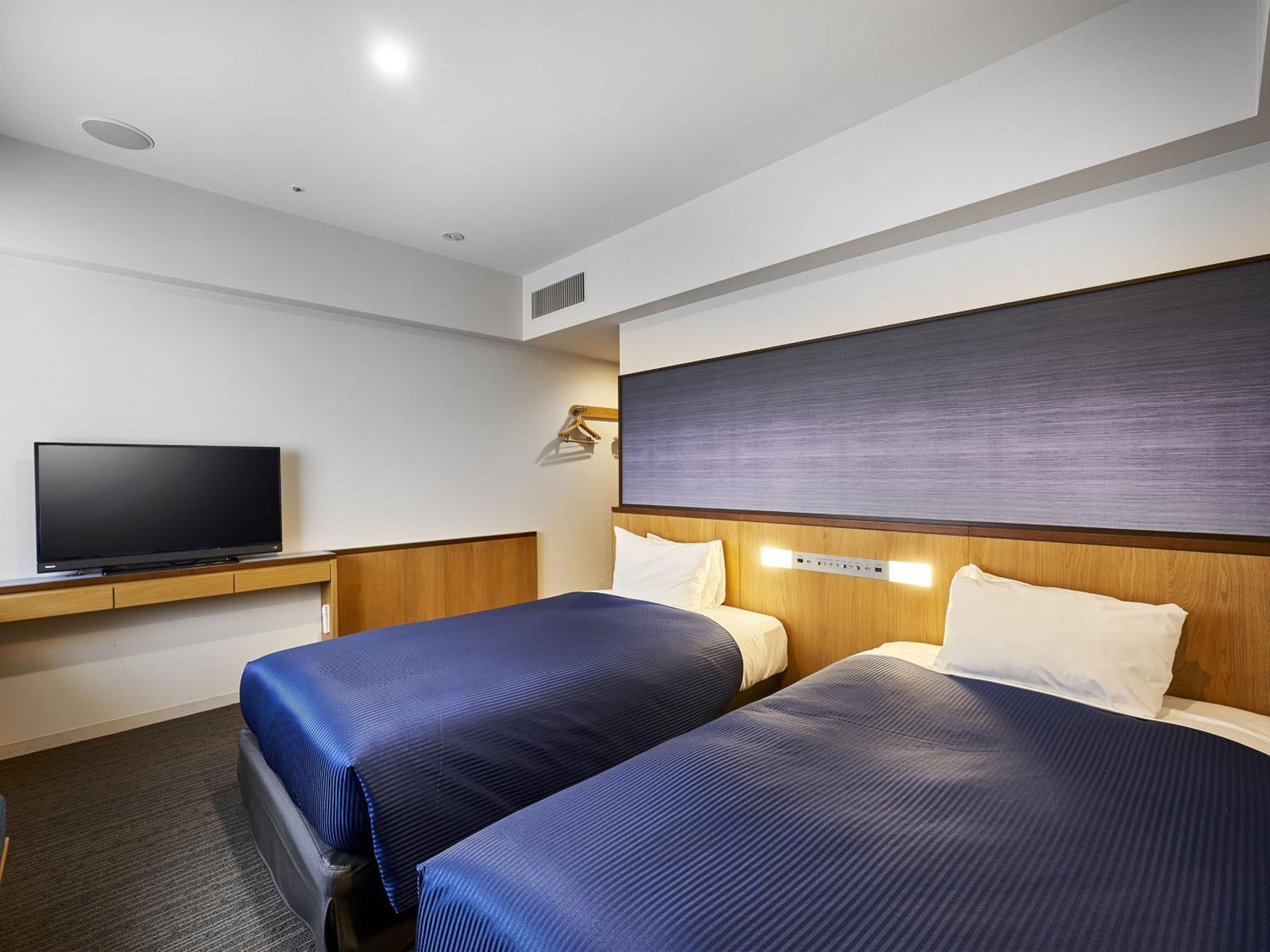 Twin Room (1 Adult) photo 1