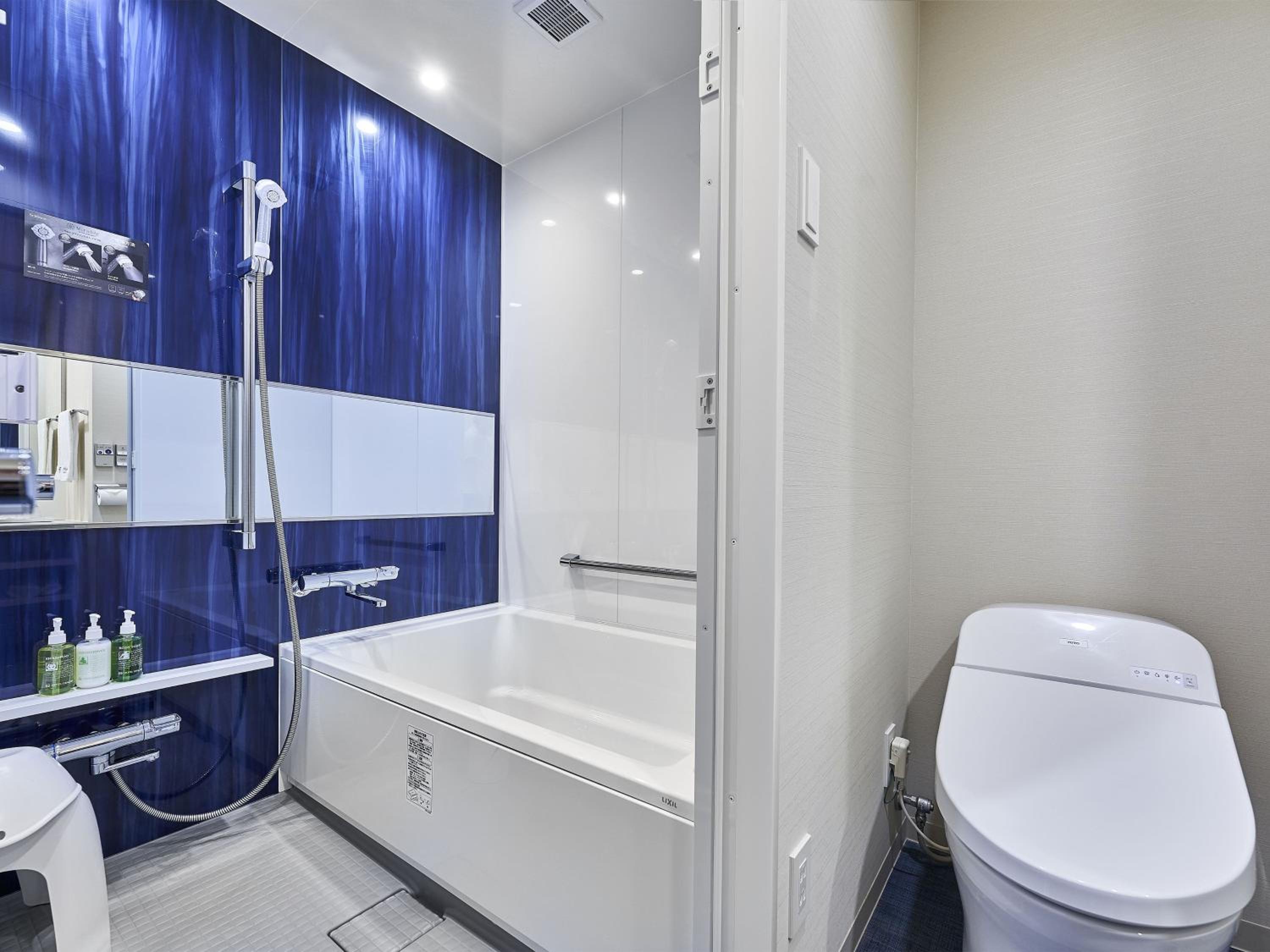 Premium Double Room (1 Adult) photo 2