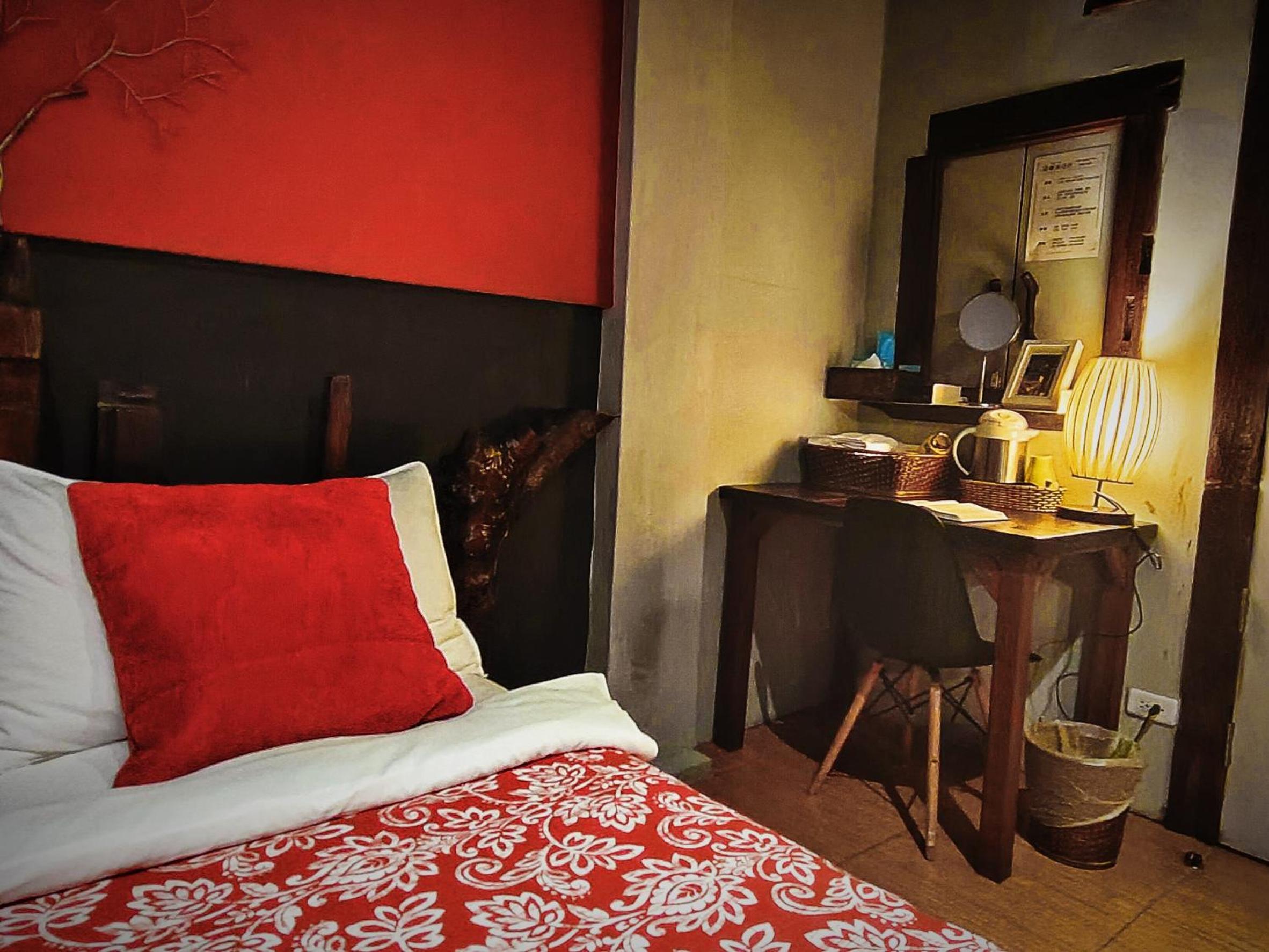 Large Double Room photo 2