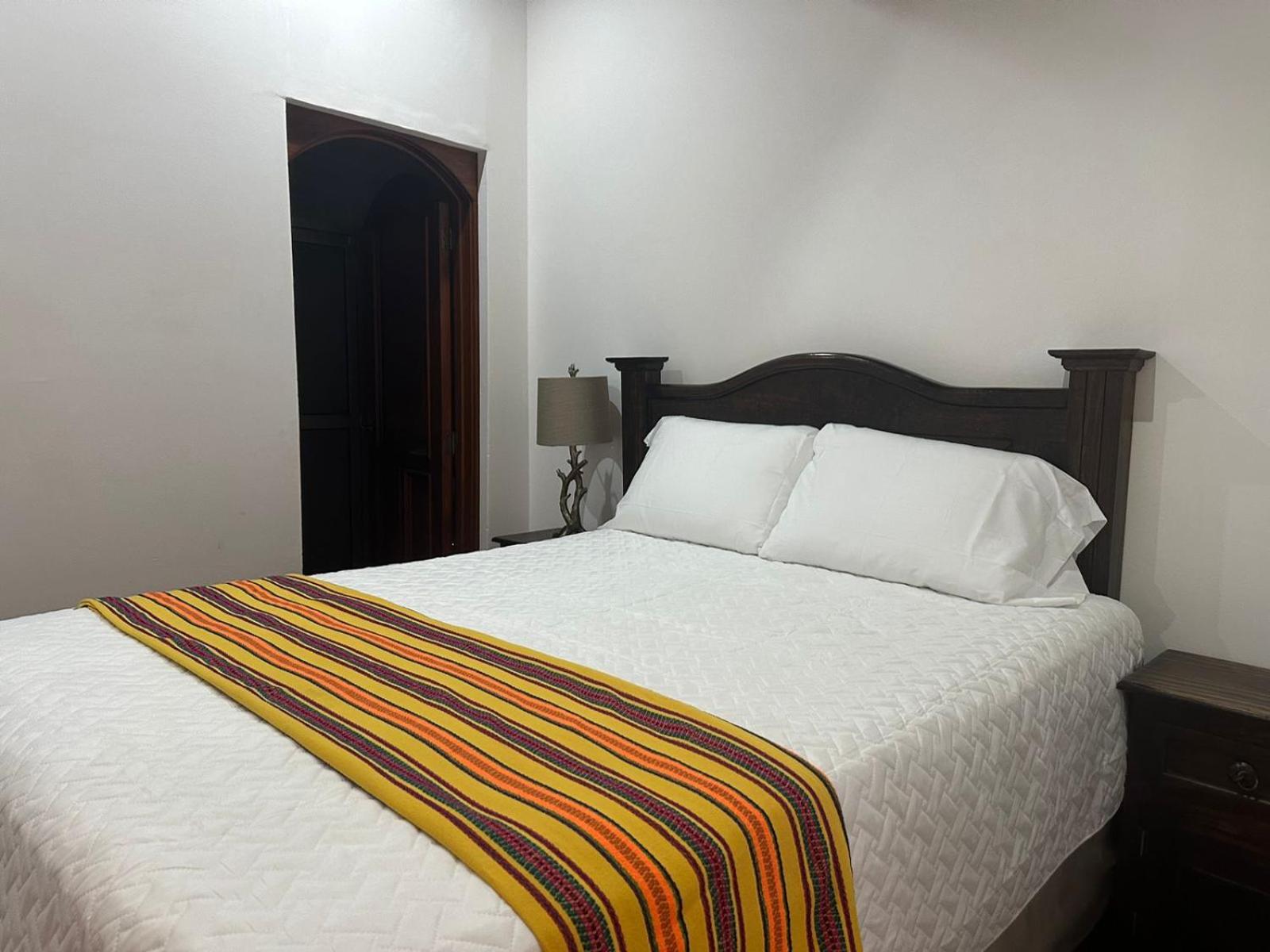 Double Room with Private Bathroom photo 2
