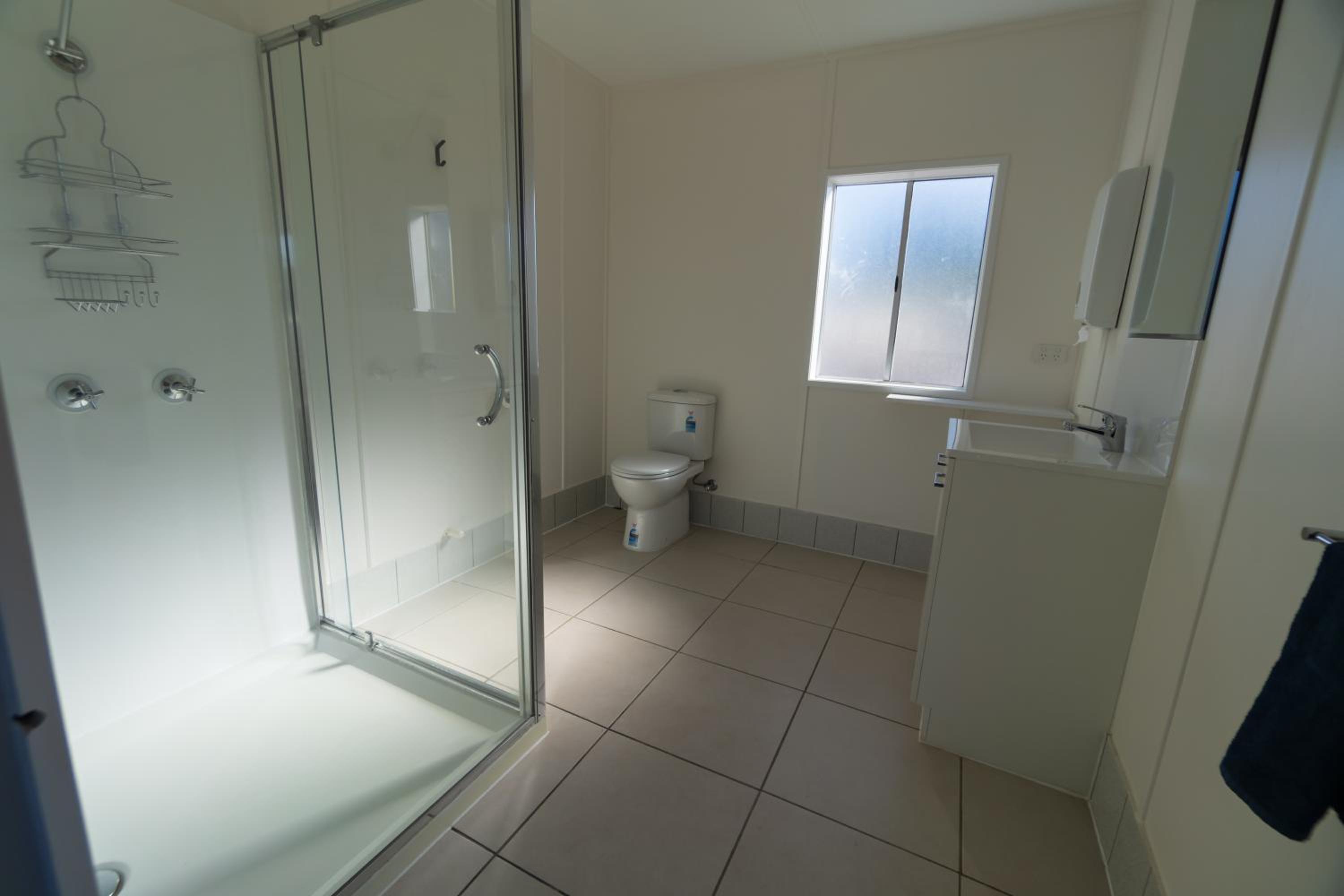 Economy Studio Room (Shared Bathroom) photo 2