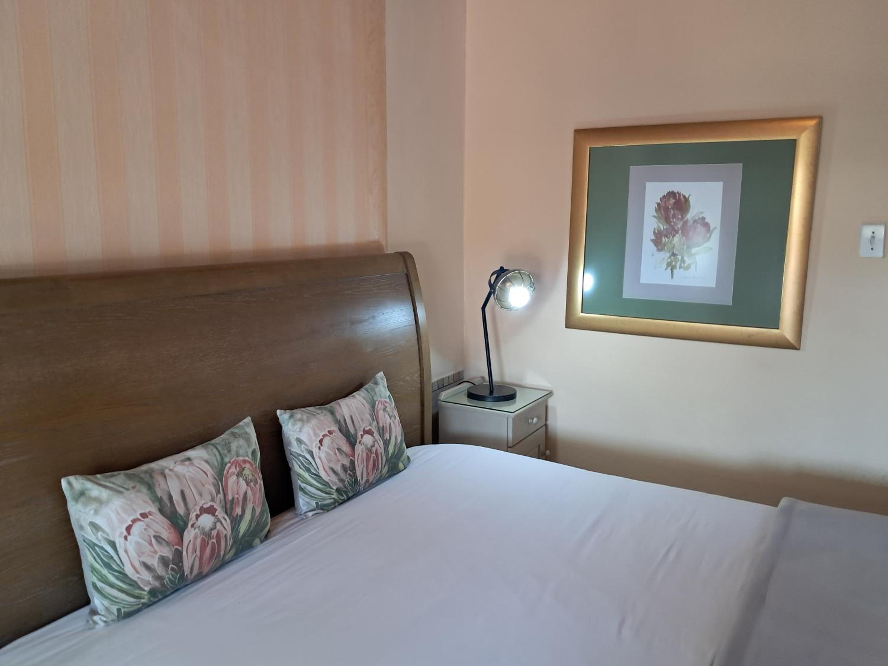 King Room - Disability Access photo 1