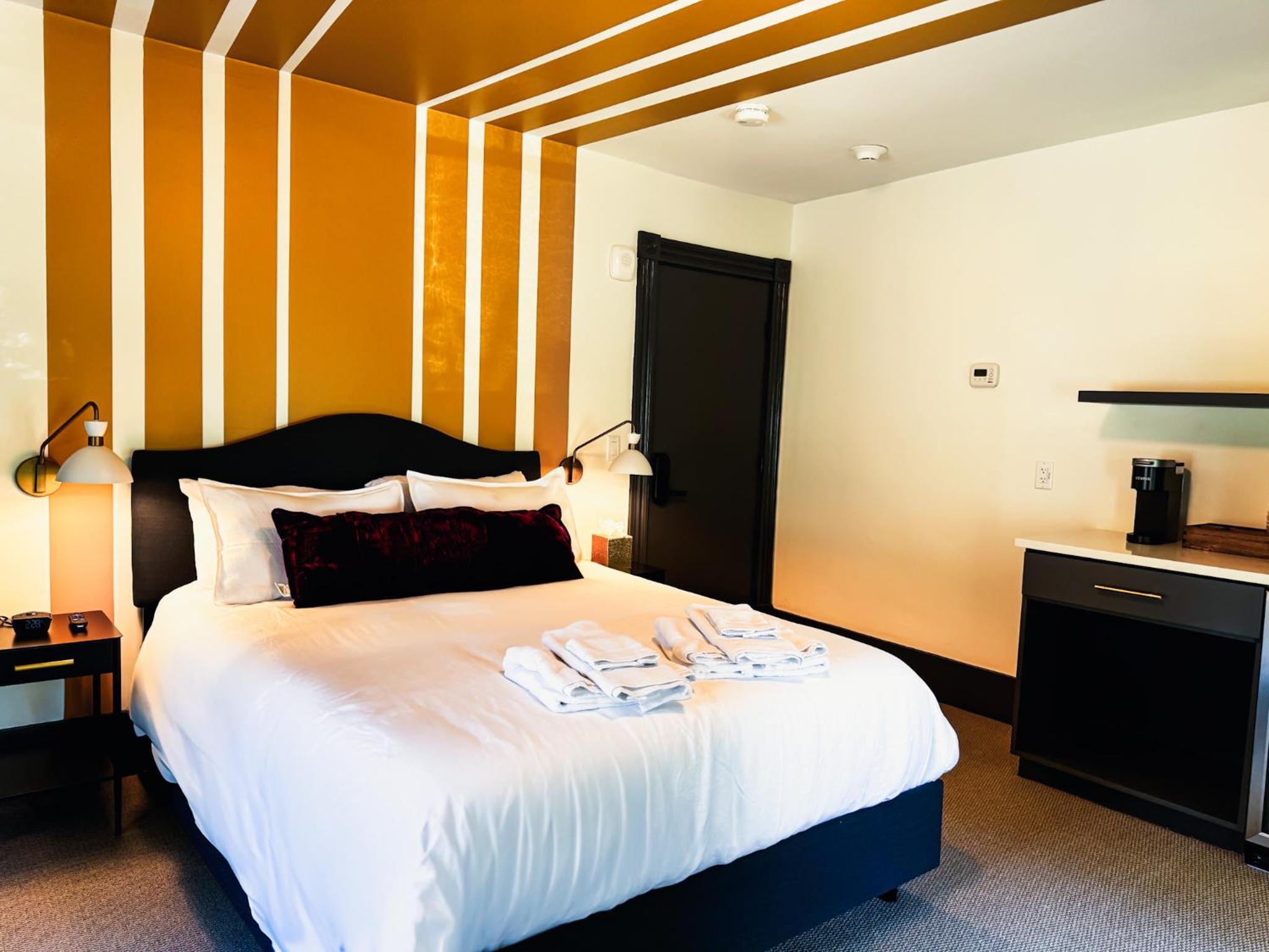 Superior Queen Room