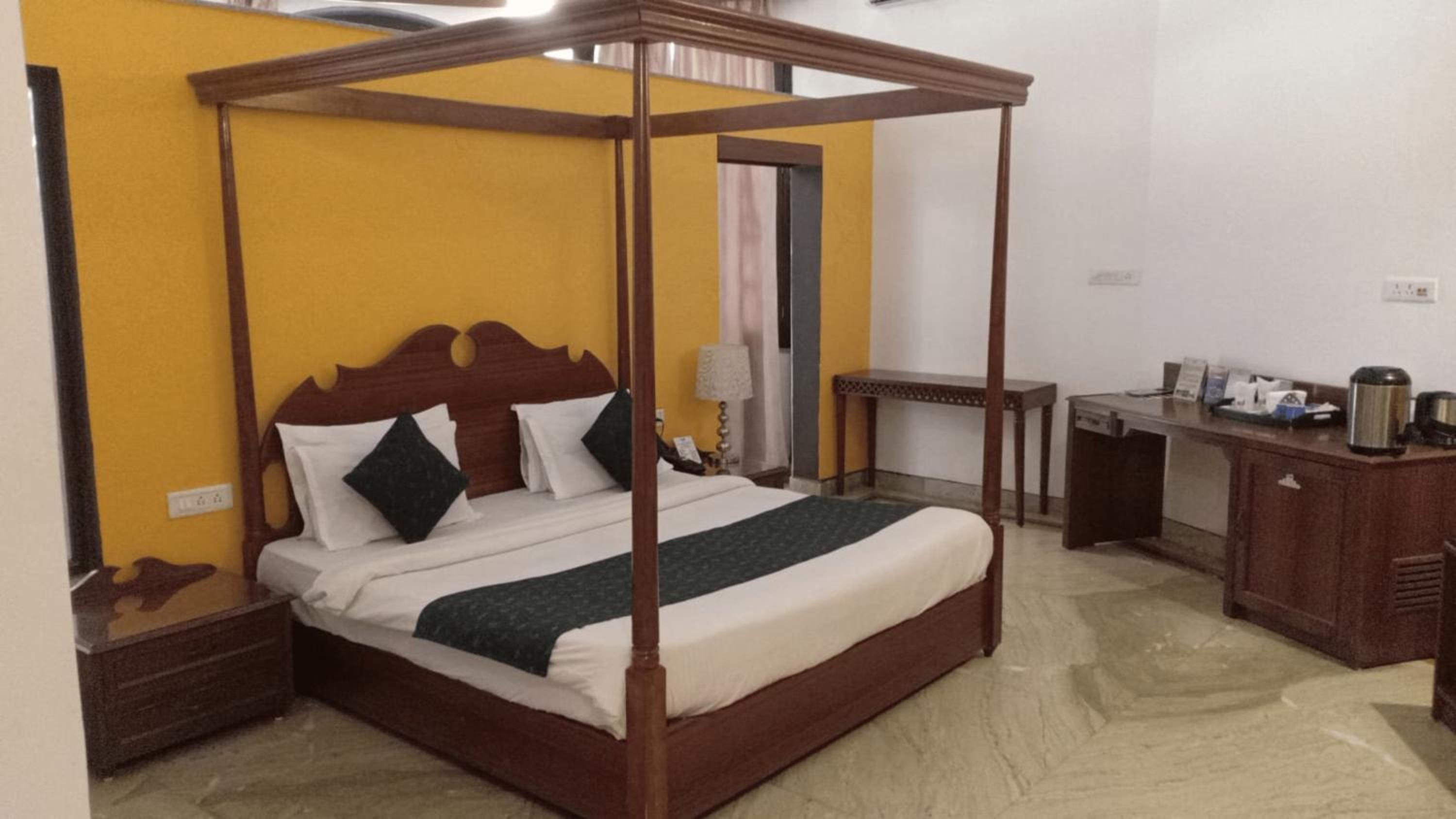 King Room With Mountain View