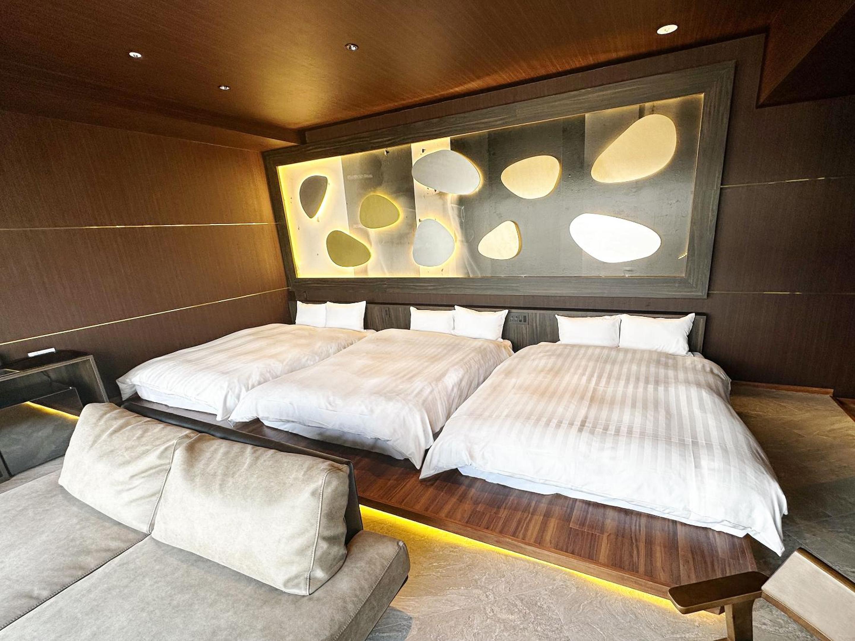 Deluxe Triple Room photo 1