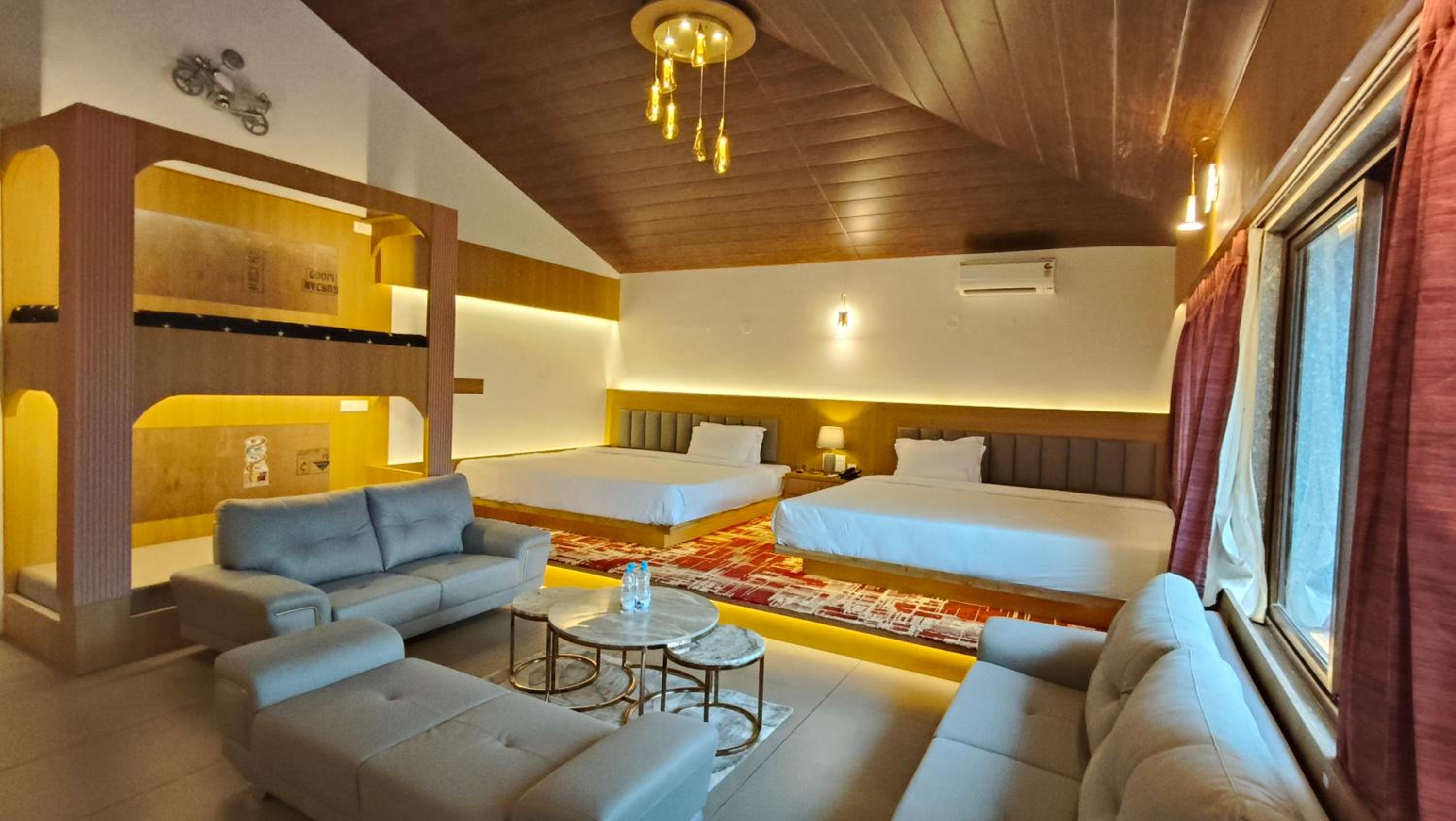 Family Suite photo 3