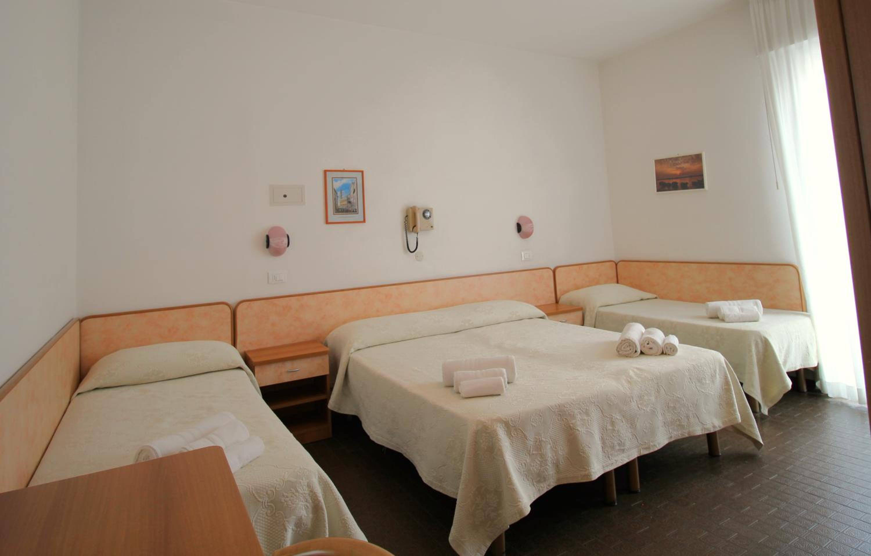 Classic Quadruple Room photo 1