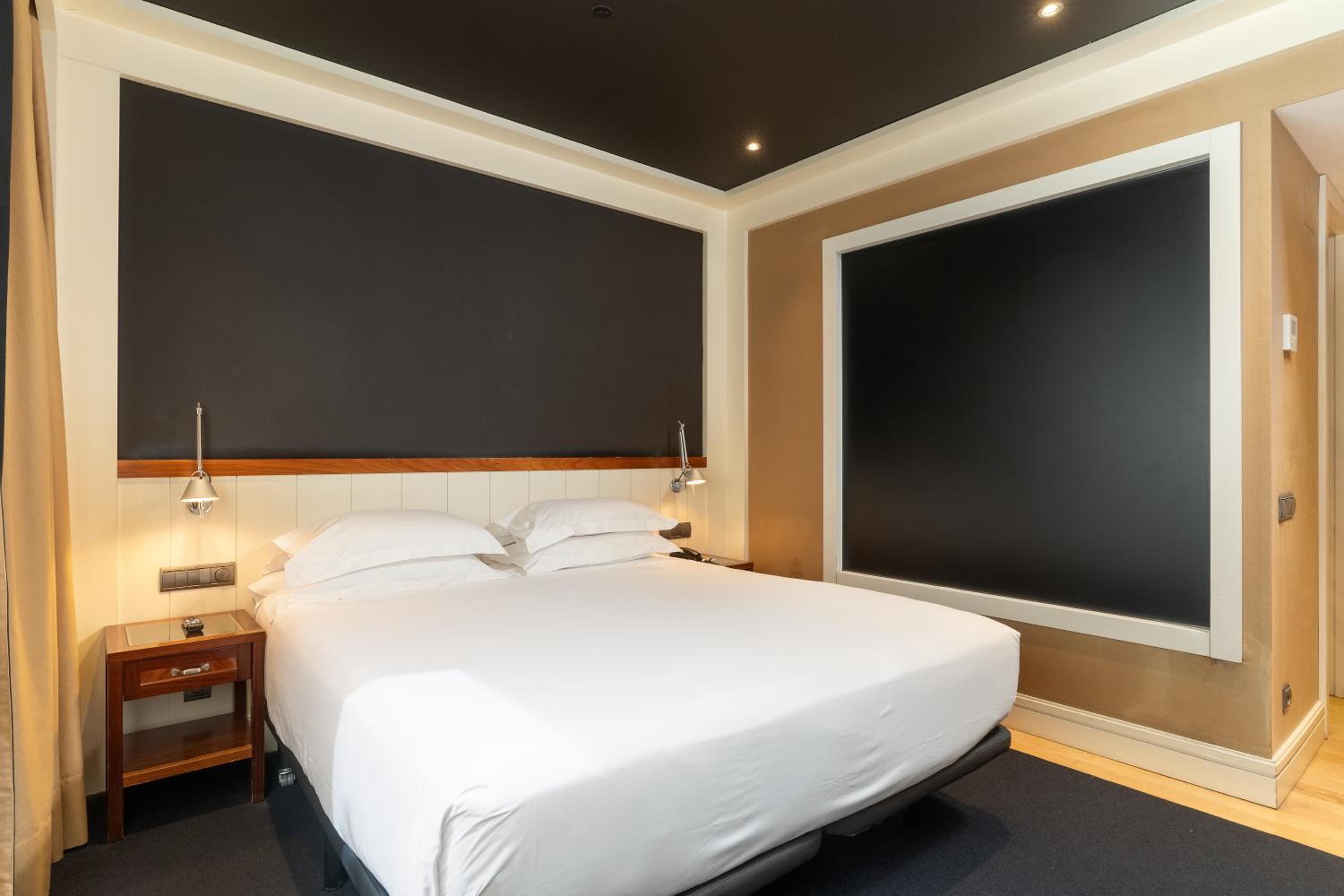 Interior Economy Double or Twin Room photo 3