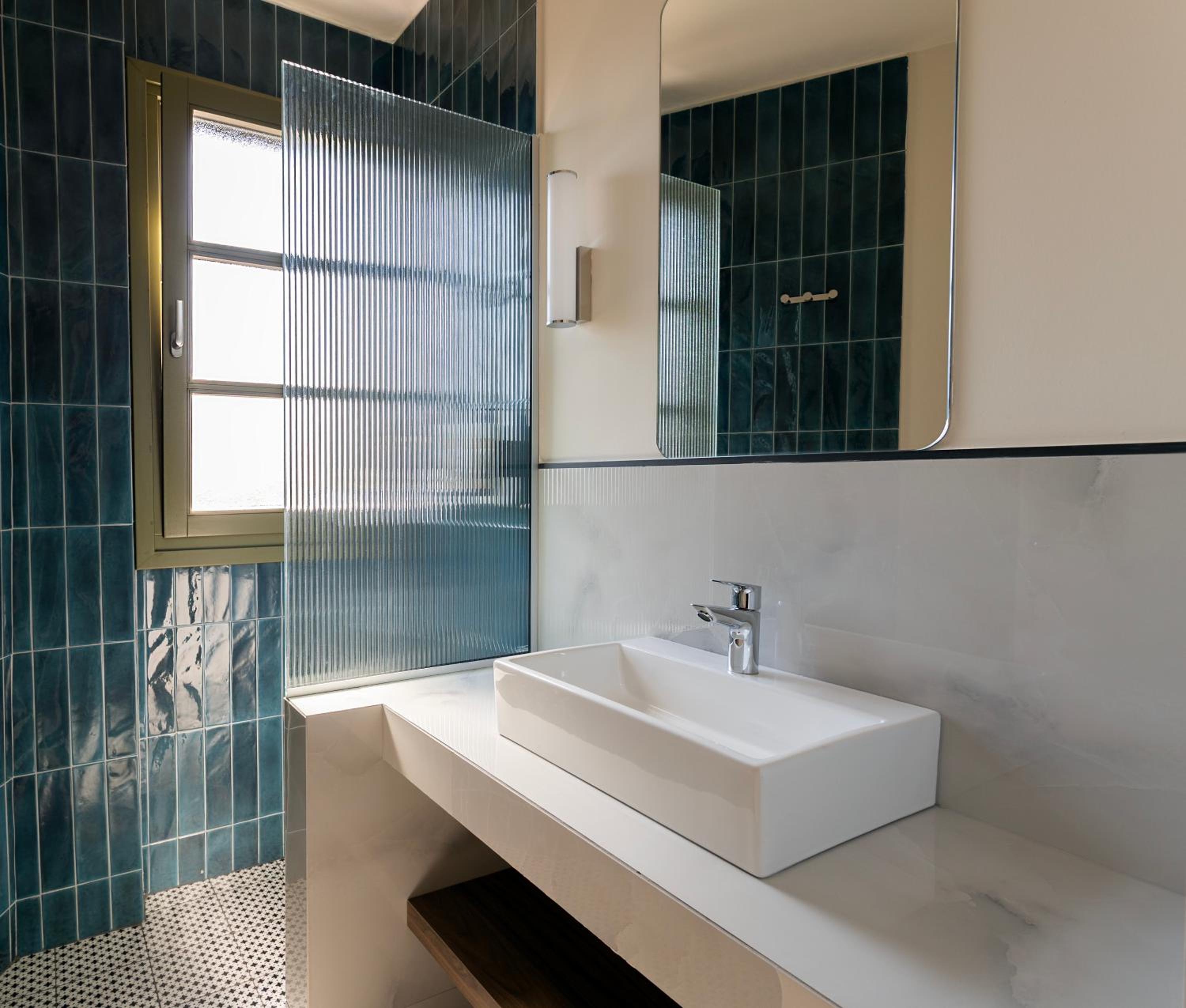 06 Melia Suite (No Parking) photo 2