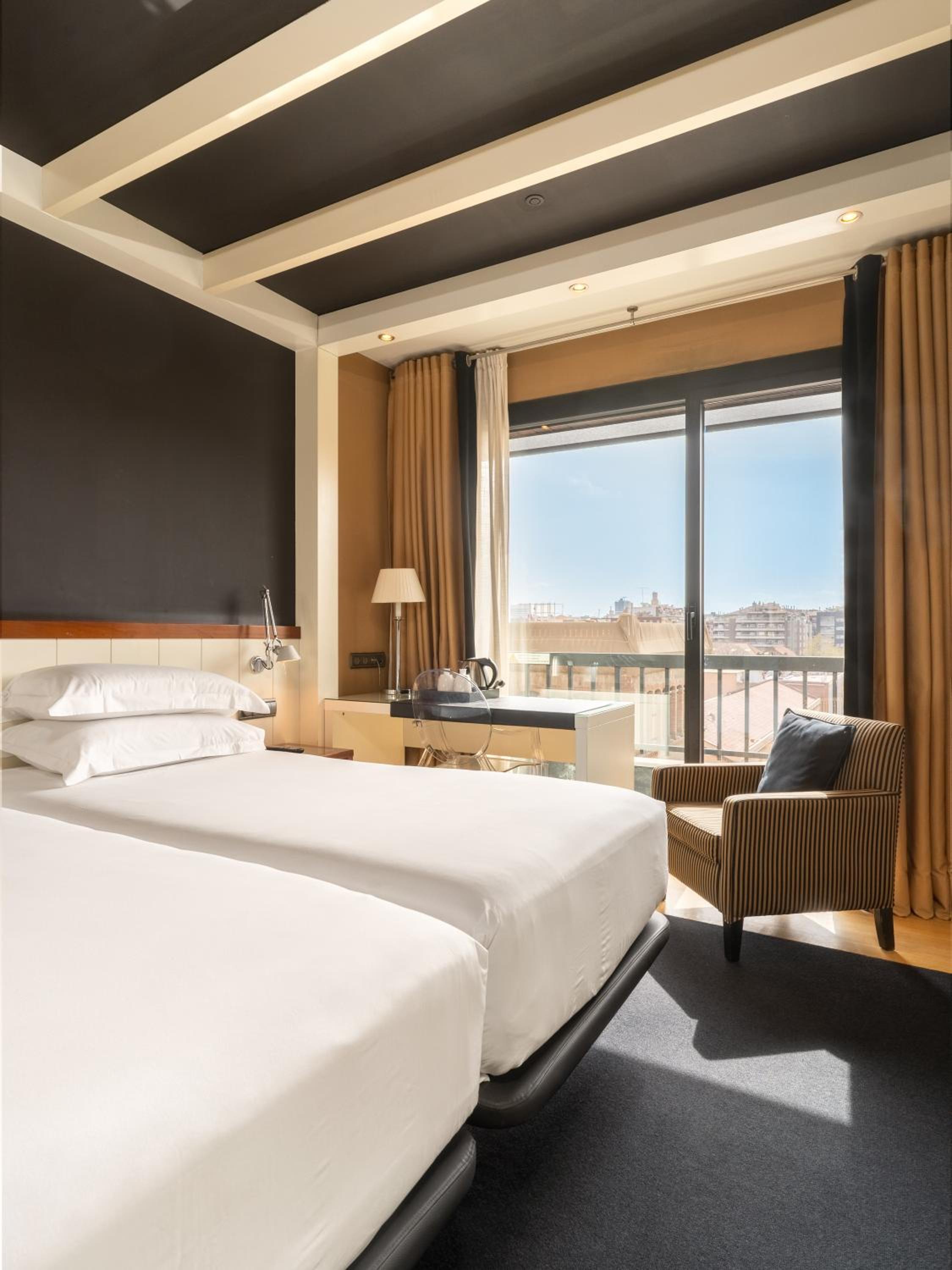 Double or Twin Room photo 3