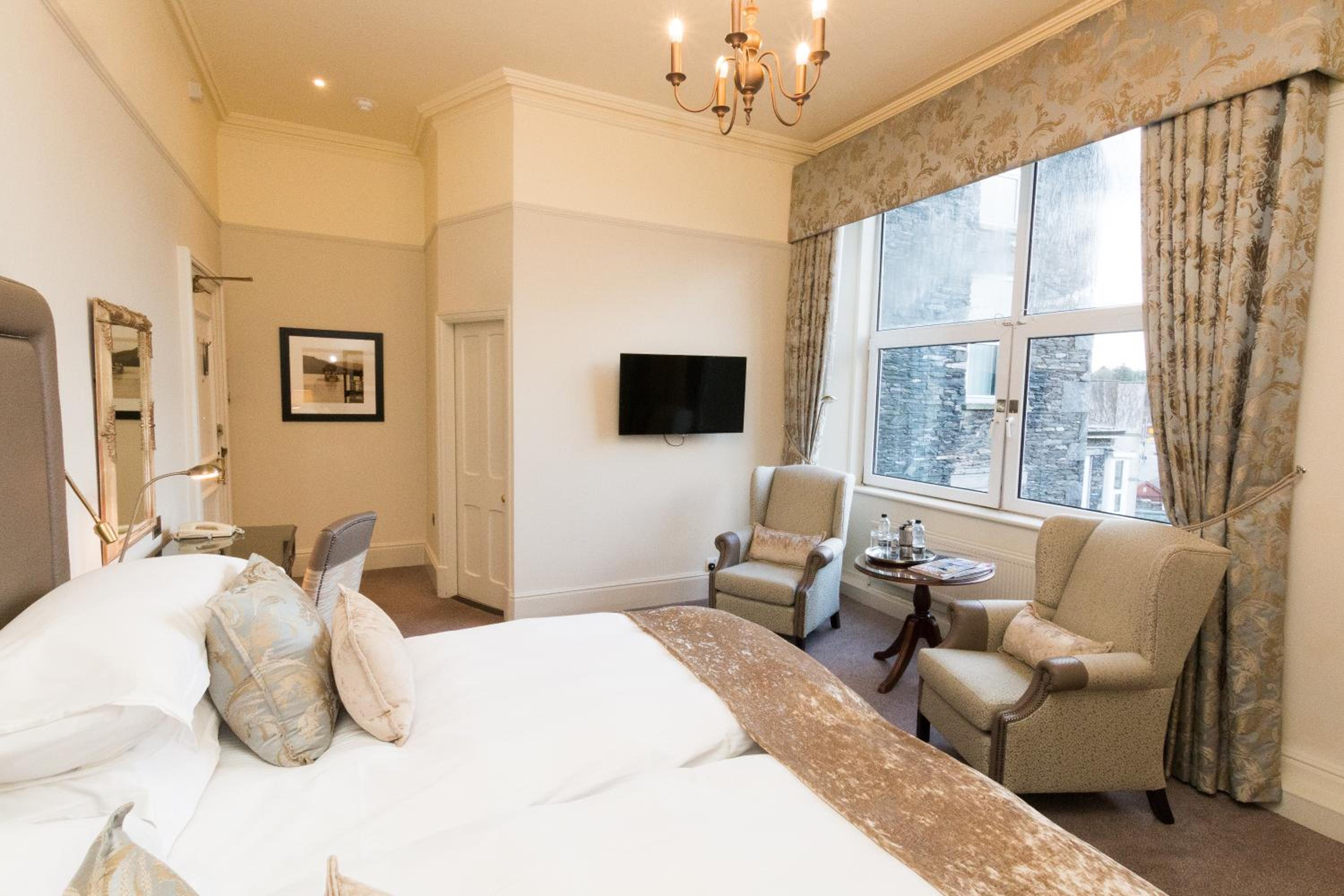 Standard Twin Room - Photo 3