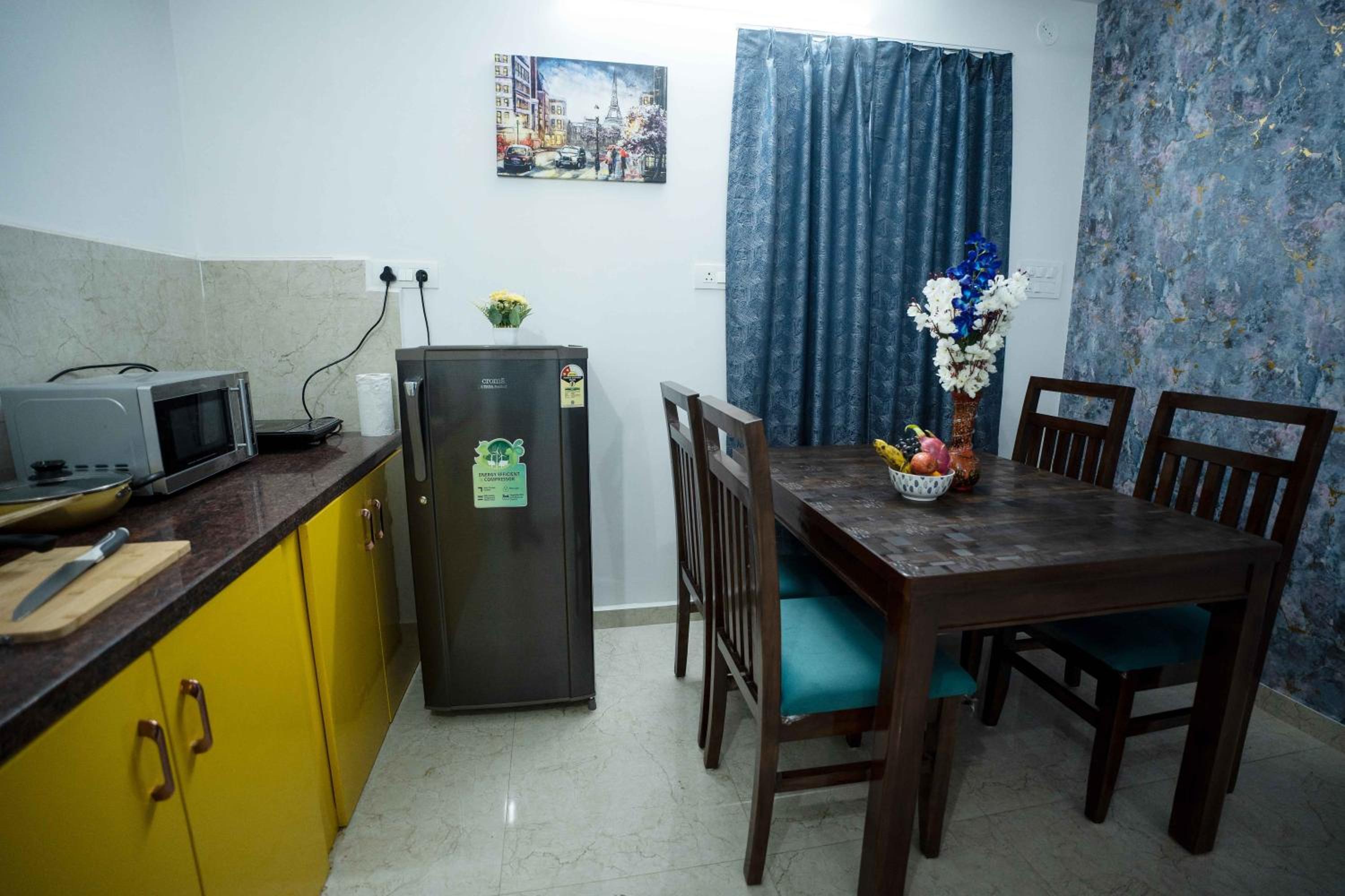 Two-Bedroom Apartment - Photo 5