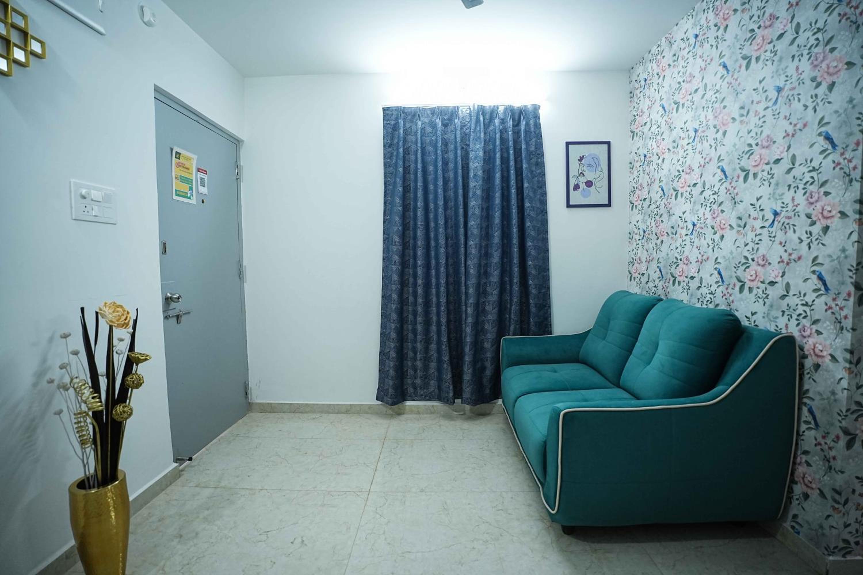 Two-Bedroom Apartment - Photo 26