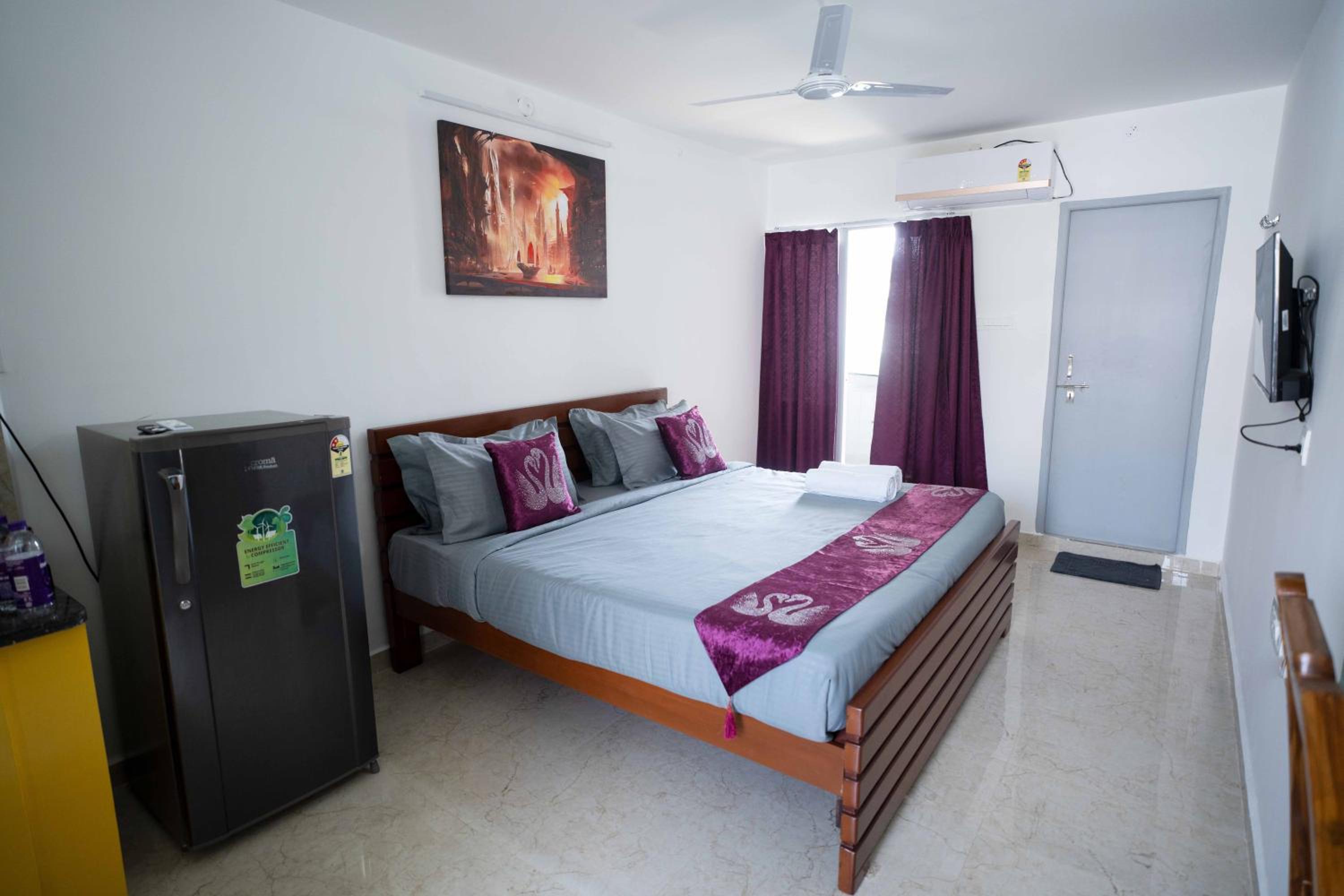 One-Bedroom Apartment - Photo 17