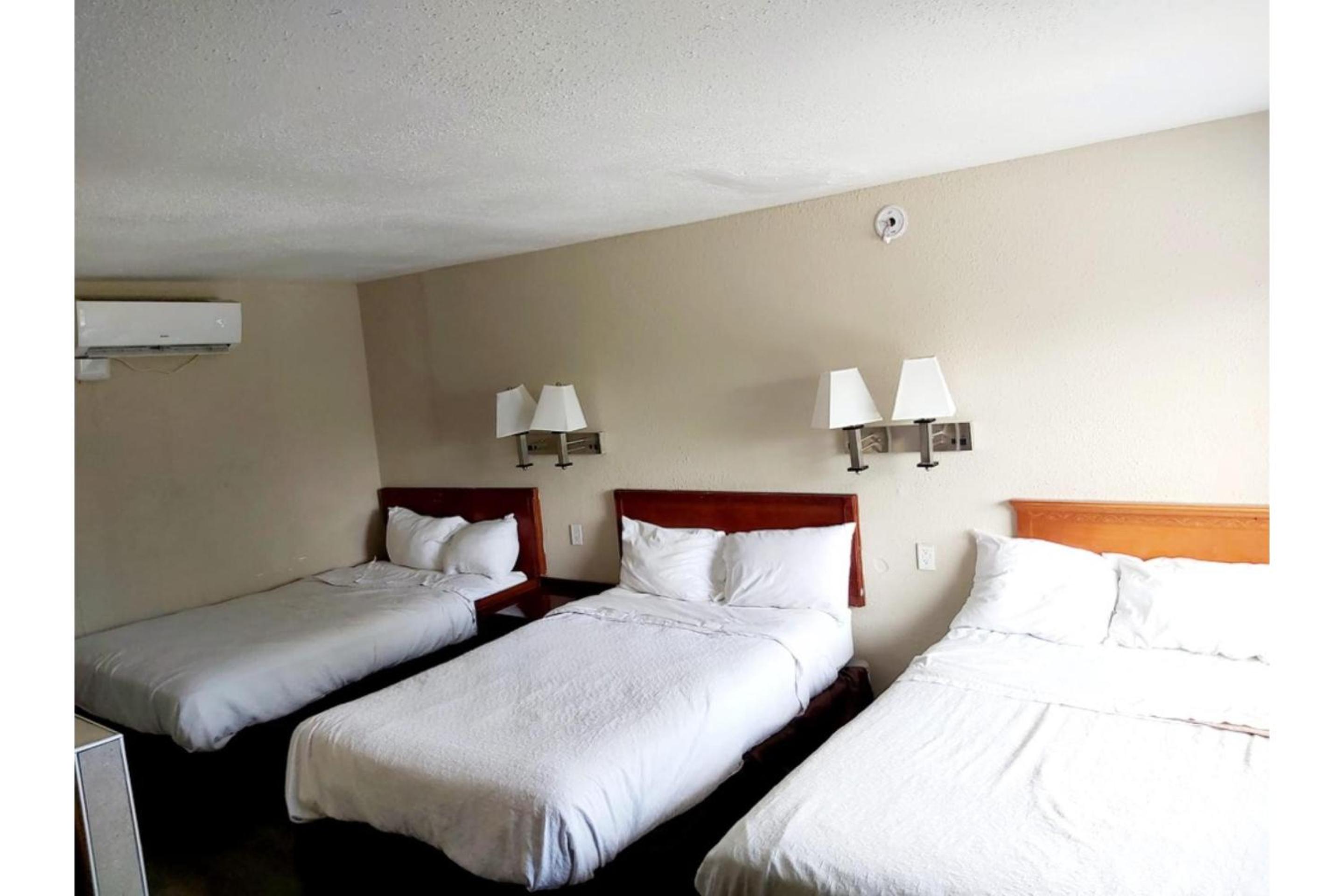 3 Full bed smoking - Photo 1
