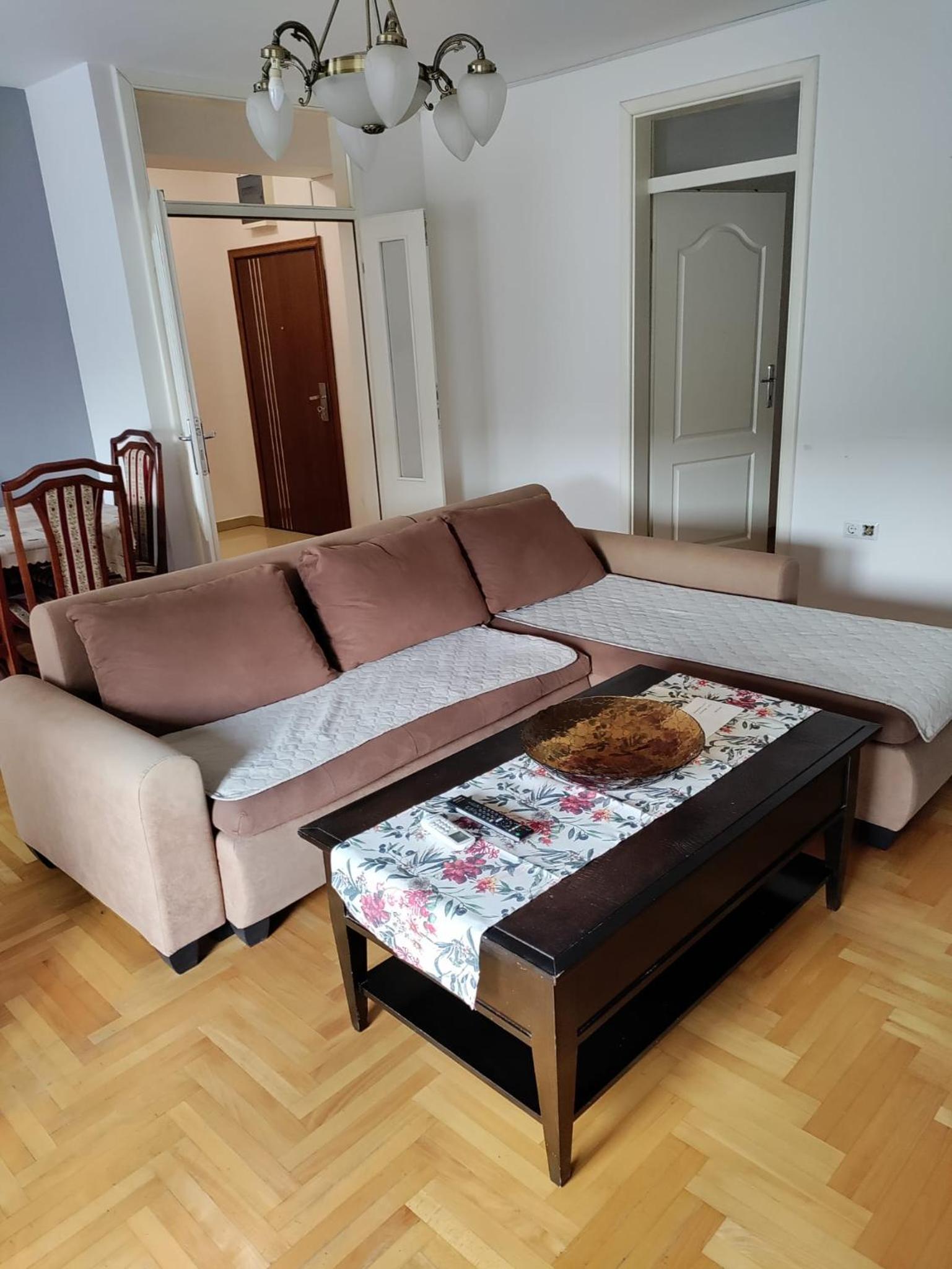 Classic One-Bedroom Apartment With King Bed photo 3