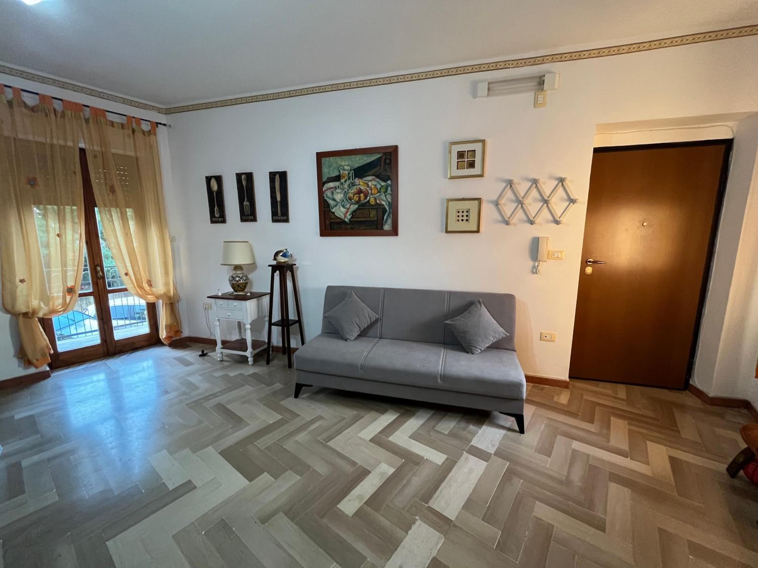Two-Bedroom House photo 2