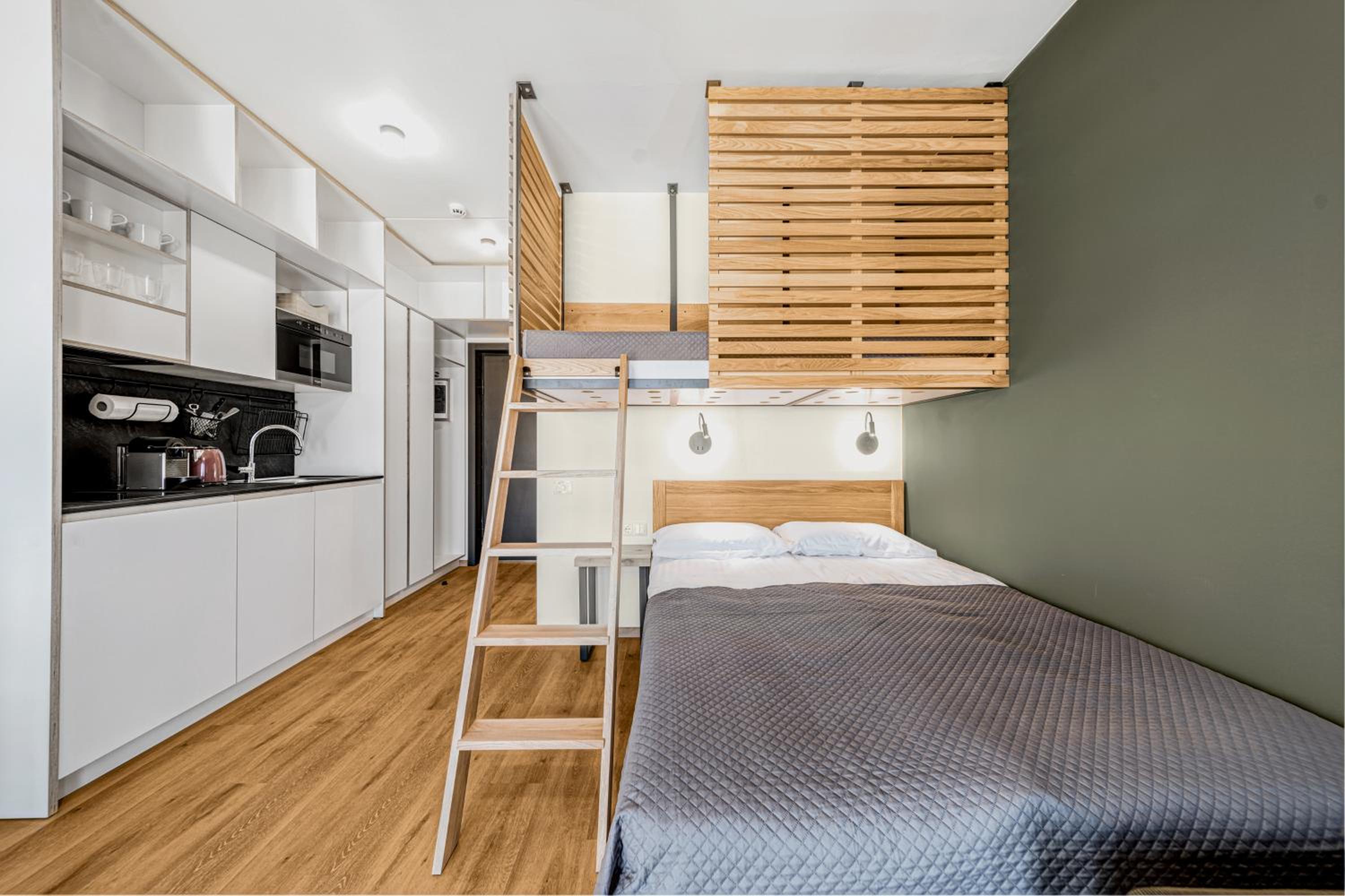 Studio Apartment - Photo 2