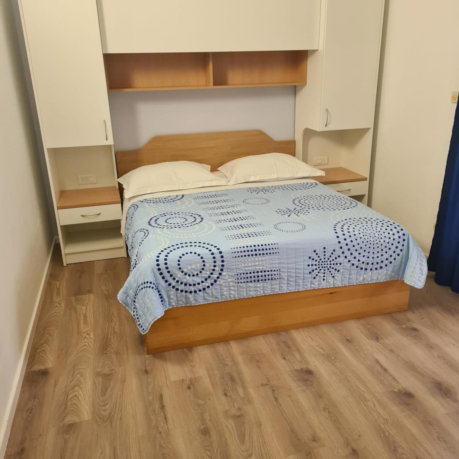 Studio Apartment photo 3