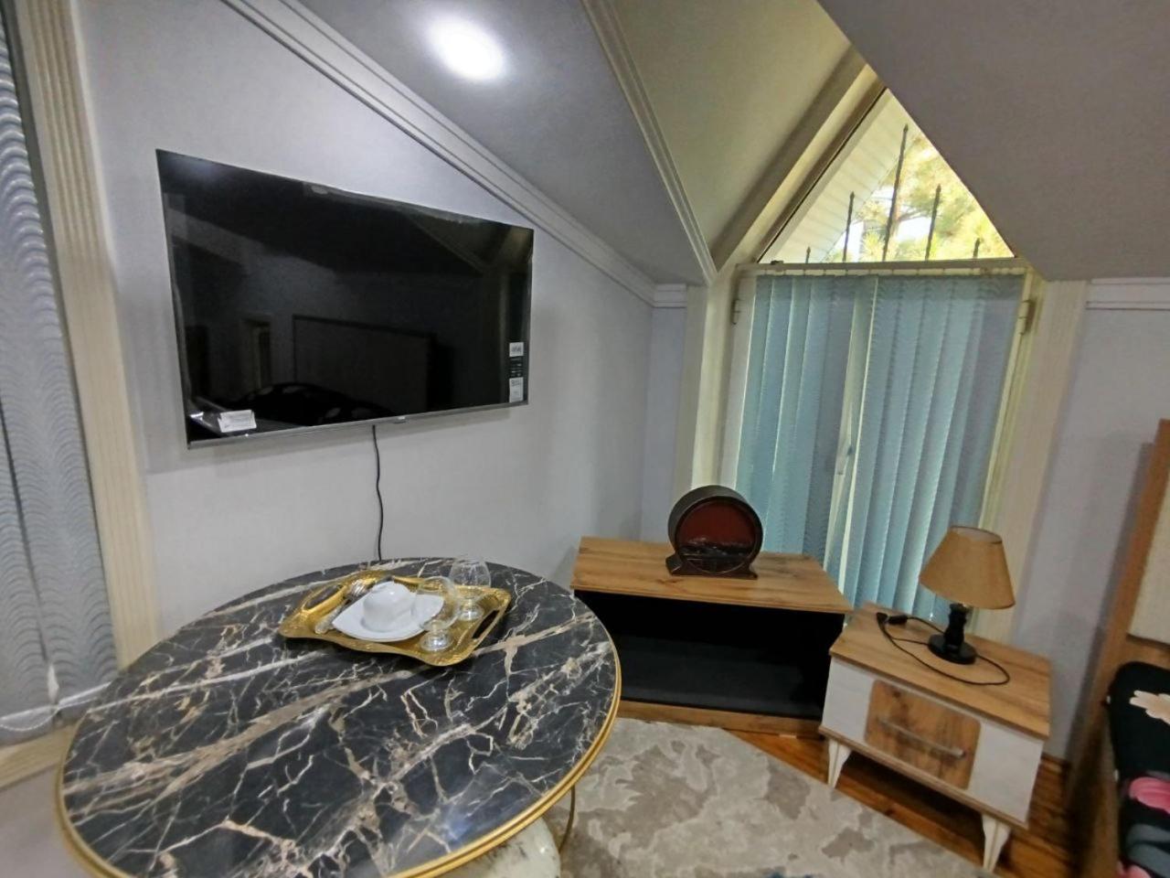 One-Bedroom Suite photo 3